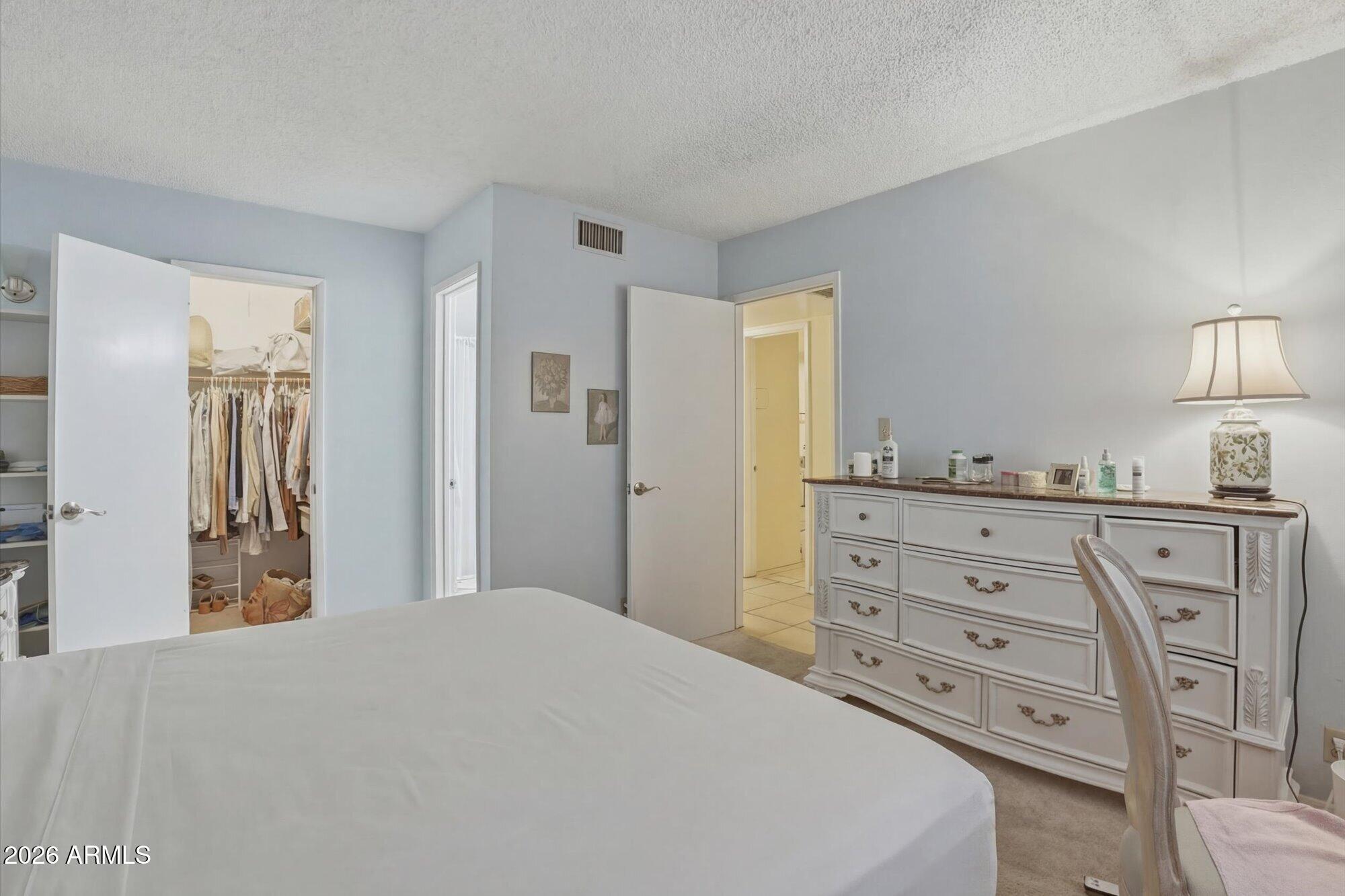 1320 E BETHANY HOME Road 86