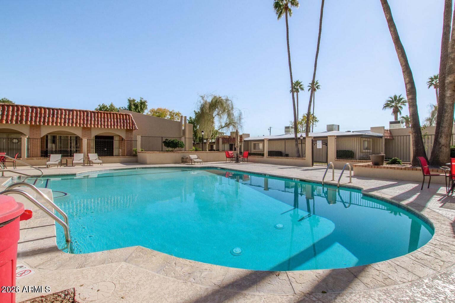 1320 E BETHANY HOME Road 86