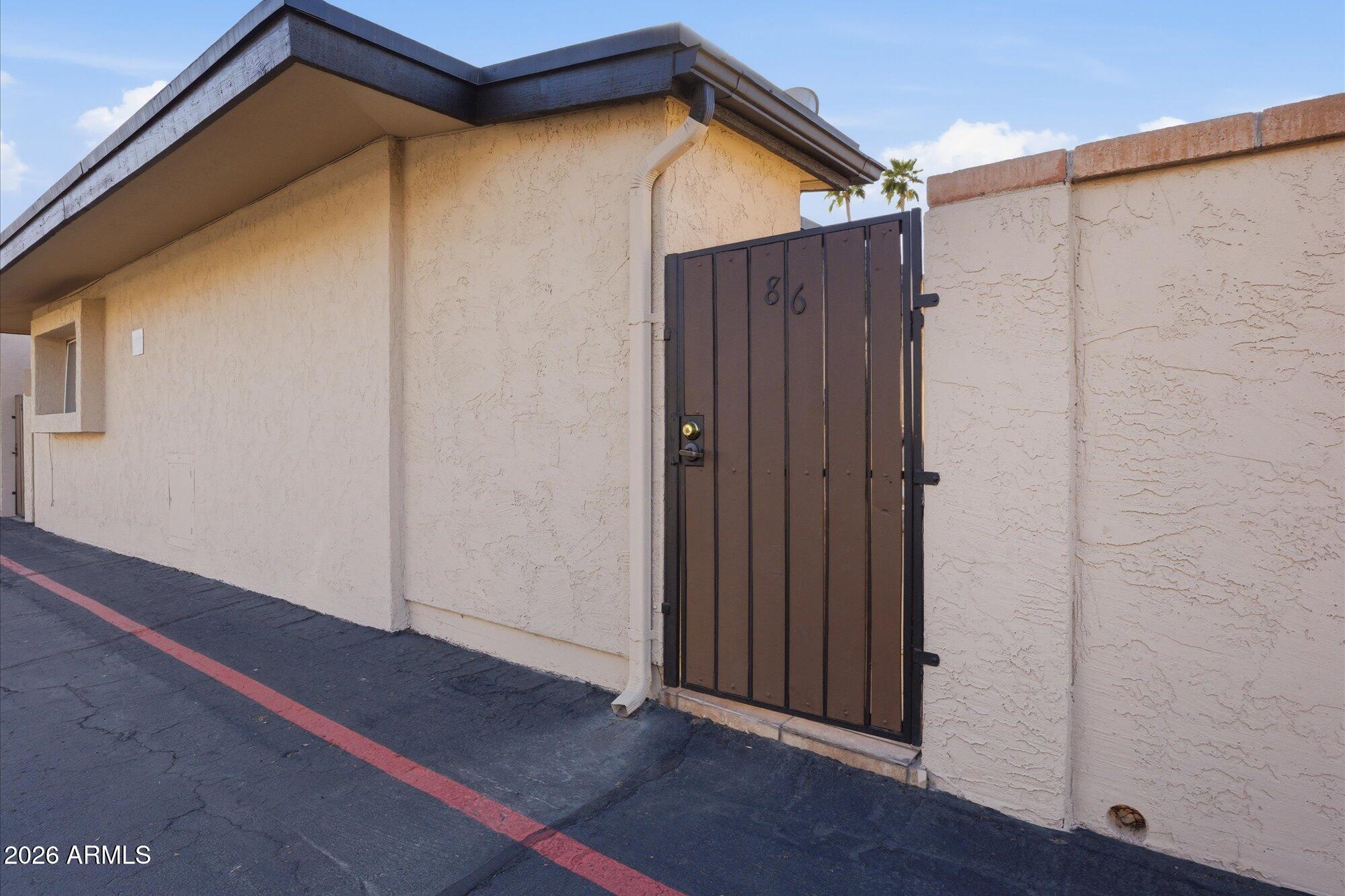 1320 E BETHANY HOME Road 86