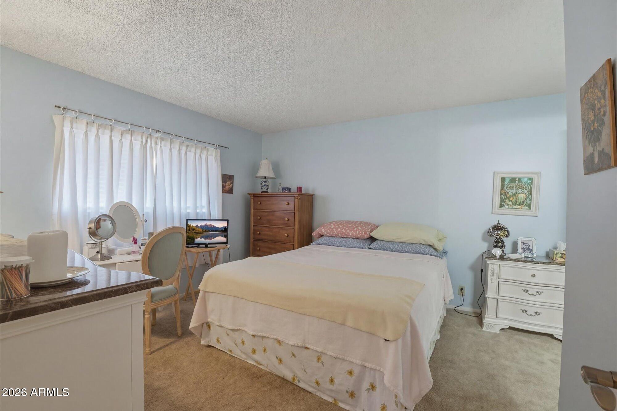 1320 E BETHANY HOME Road 86