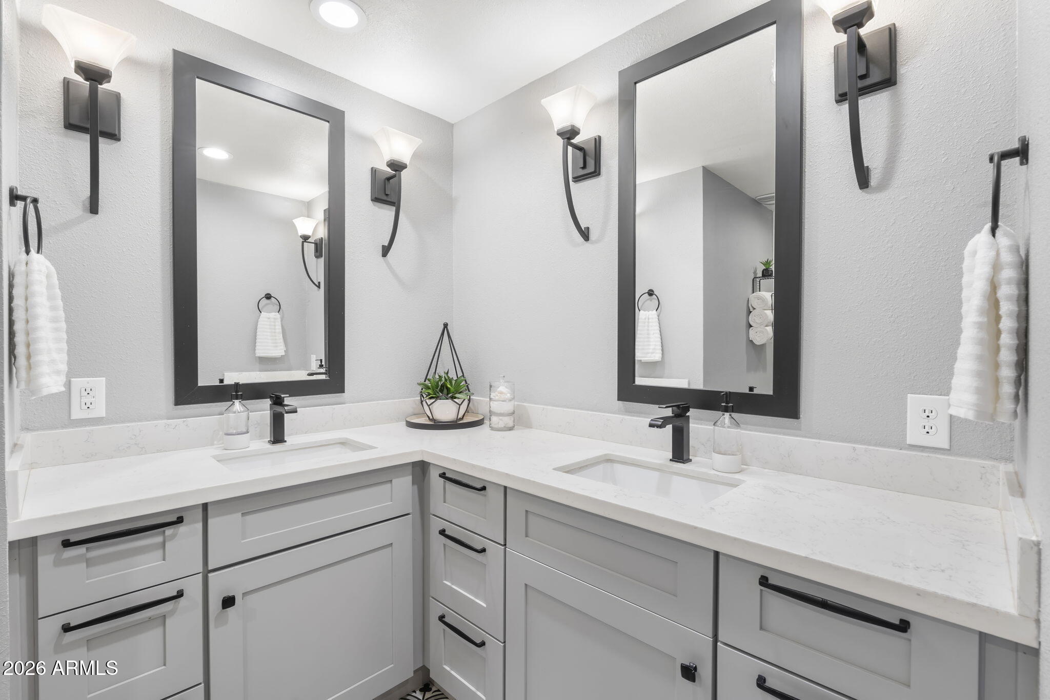 8649 E BUENA TERRA Way