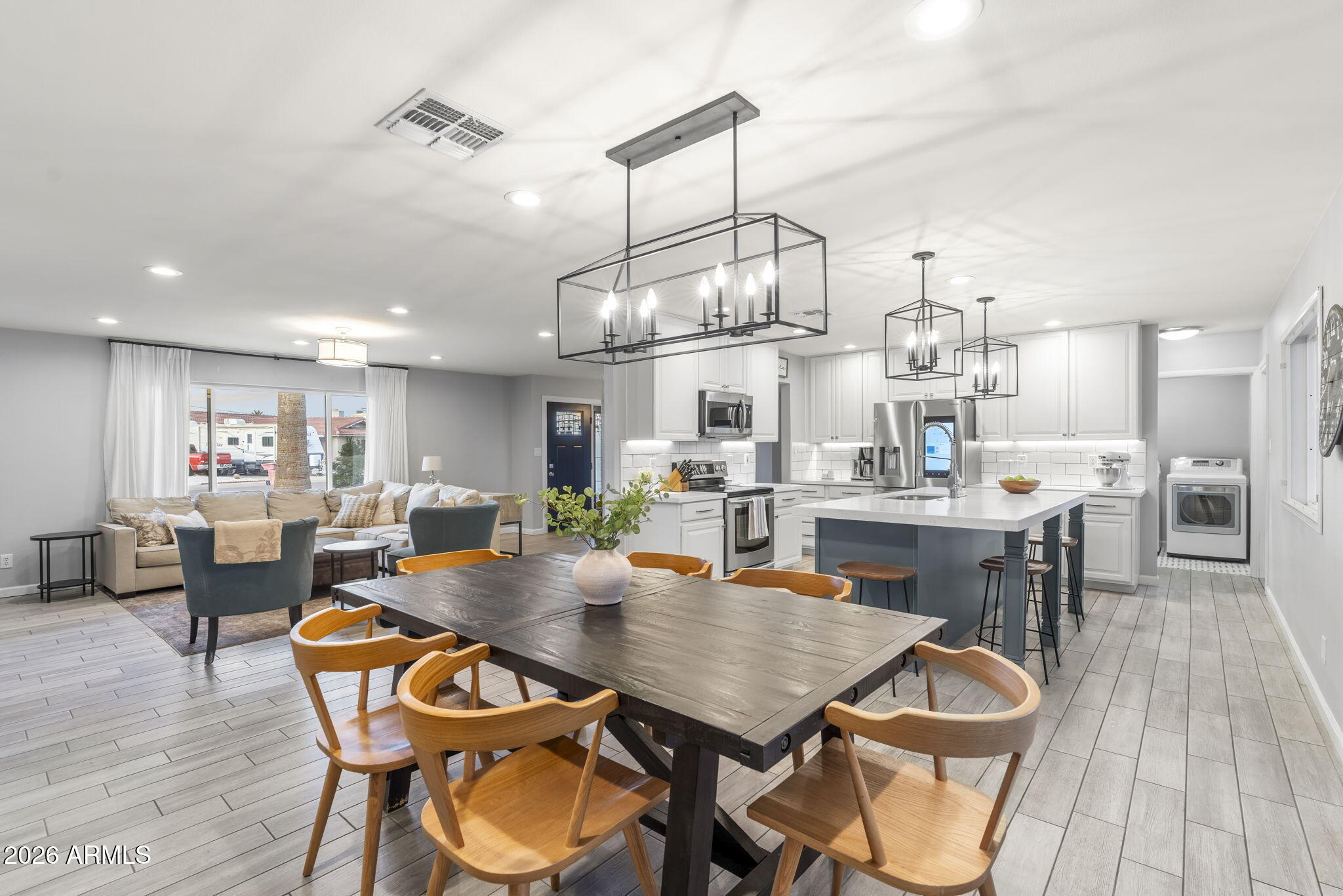 8649 E BUENA TERRA Way