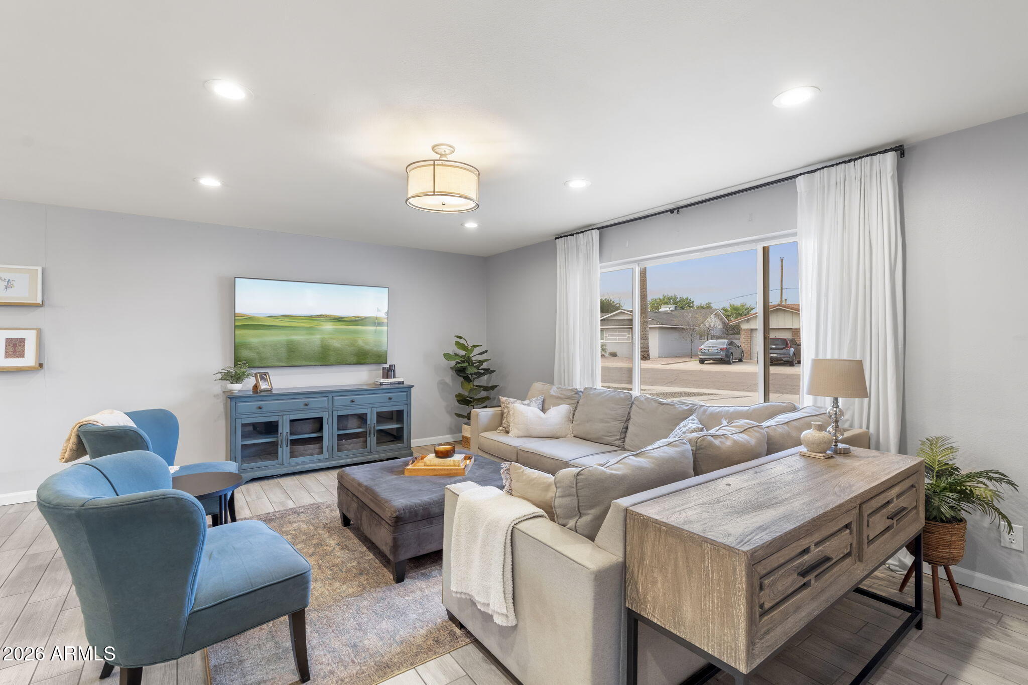 8649 E BUENA TERRA Way