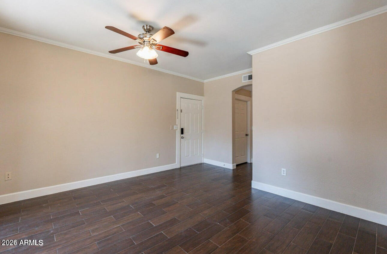 5335 E Shea Boulevard 1042