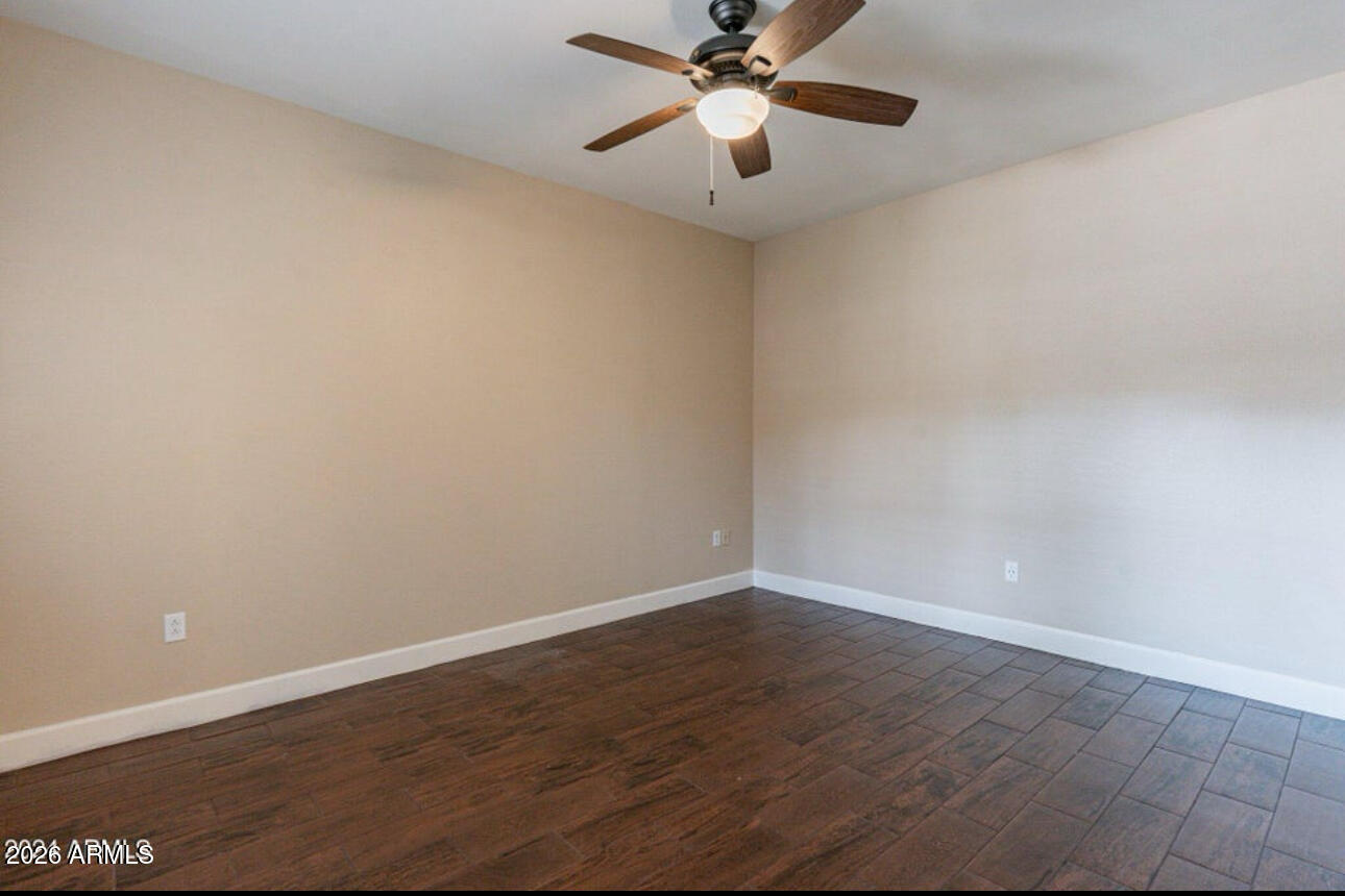 5335 E Shea Boulevard 1042