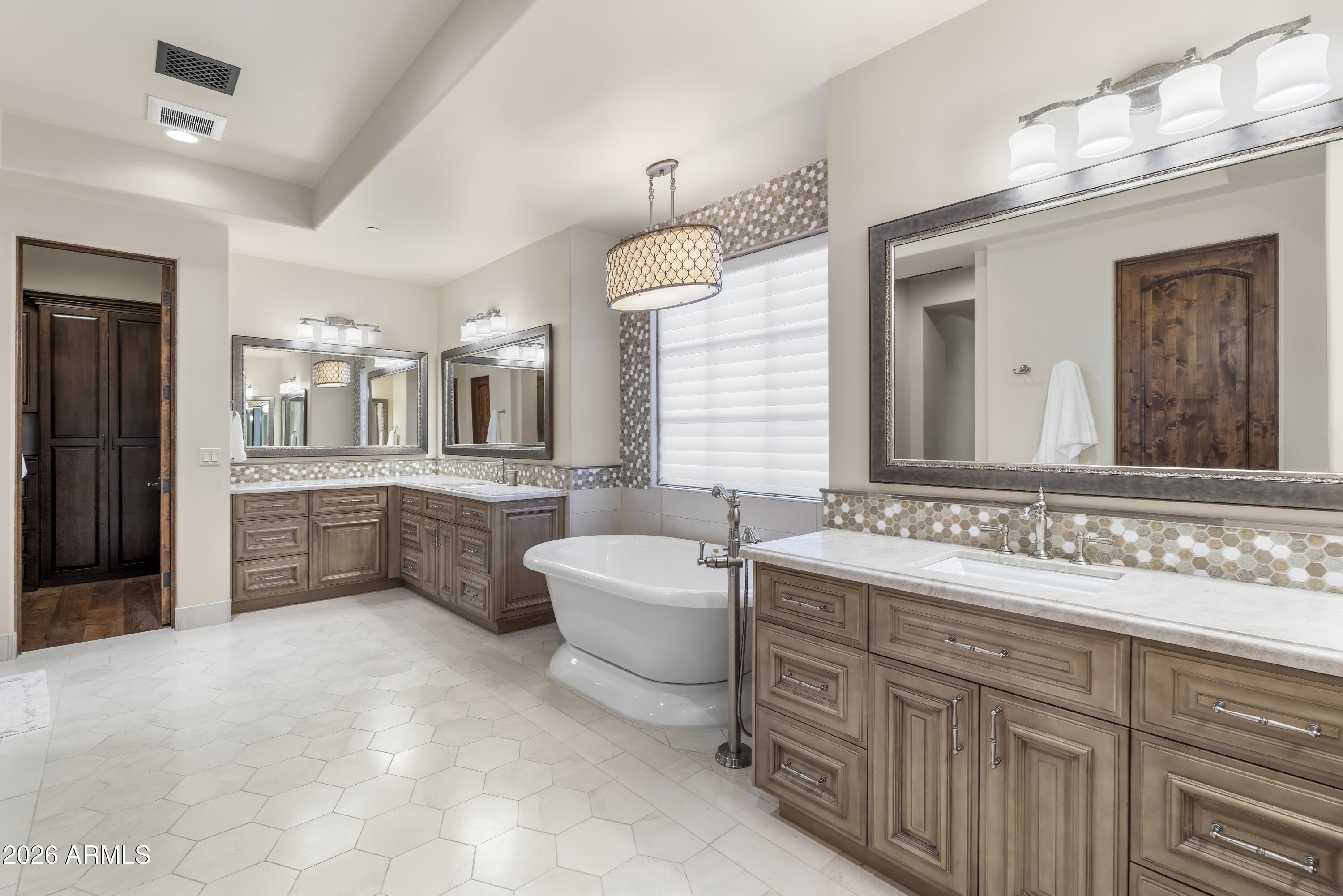 21580 N 81ST Street 6