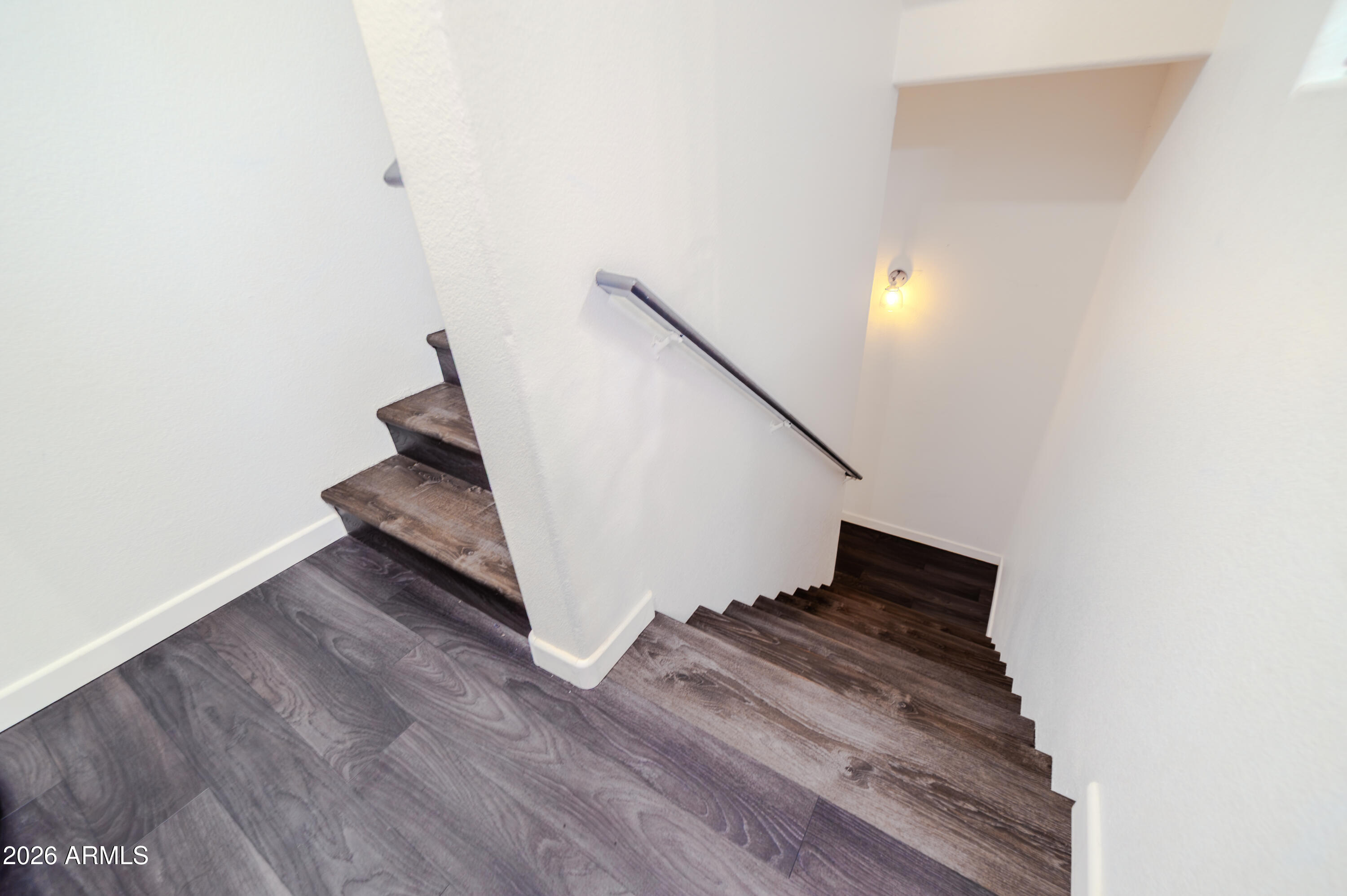 2402 E 5TH Street NW 1524