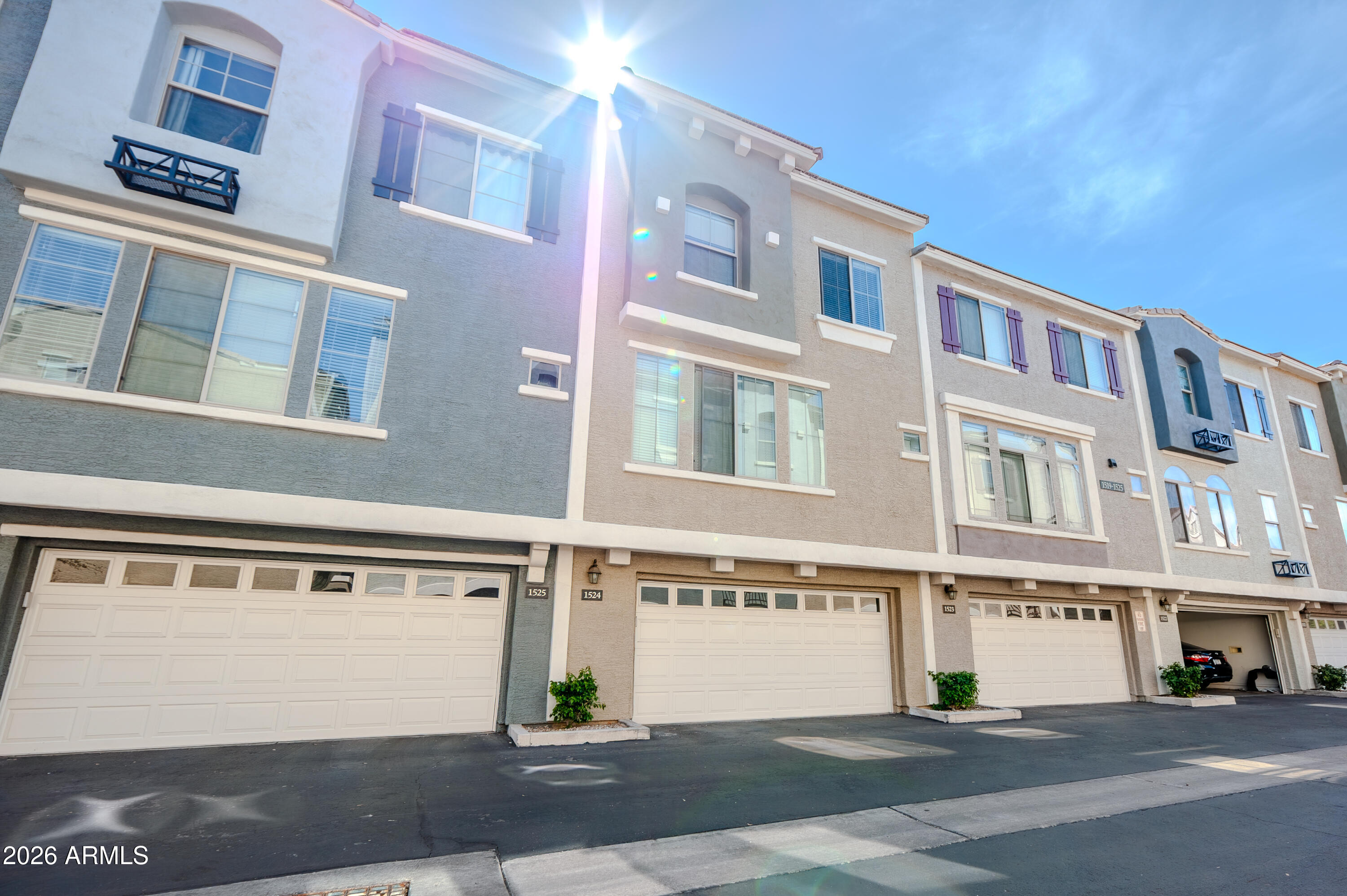 2402 E 5TH Street NW 1524