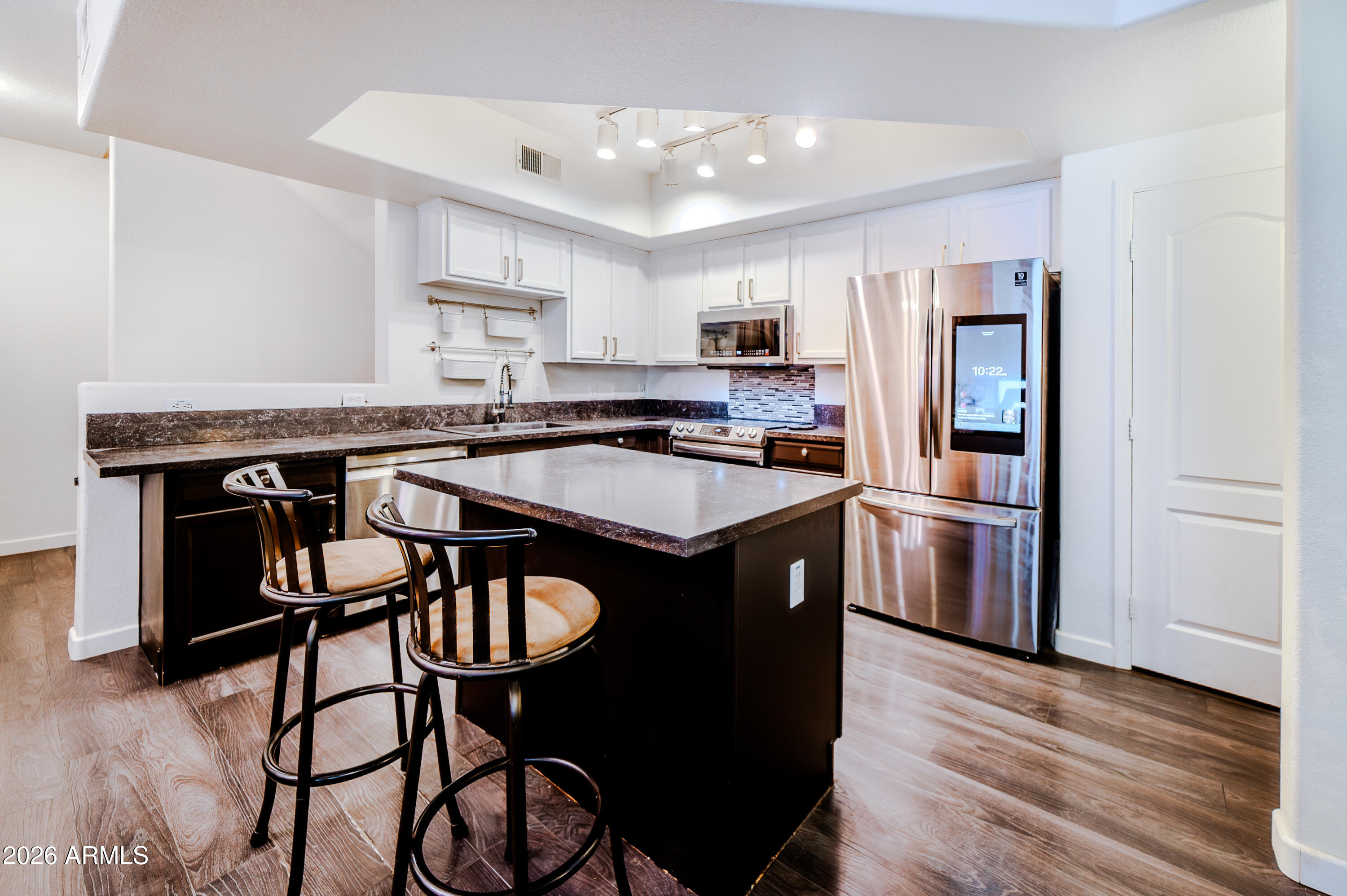 2402 E 5TH Street NW 1524