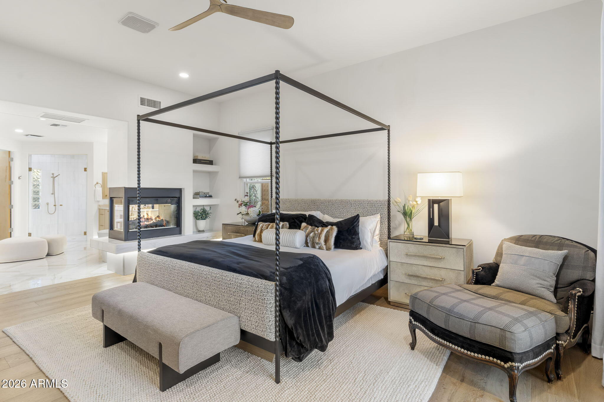 9706 E MARK Lane