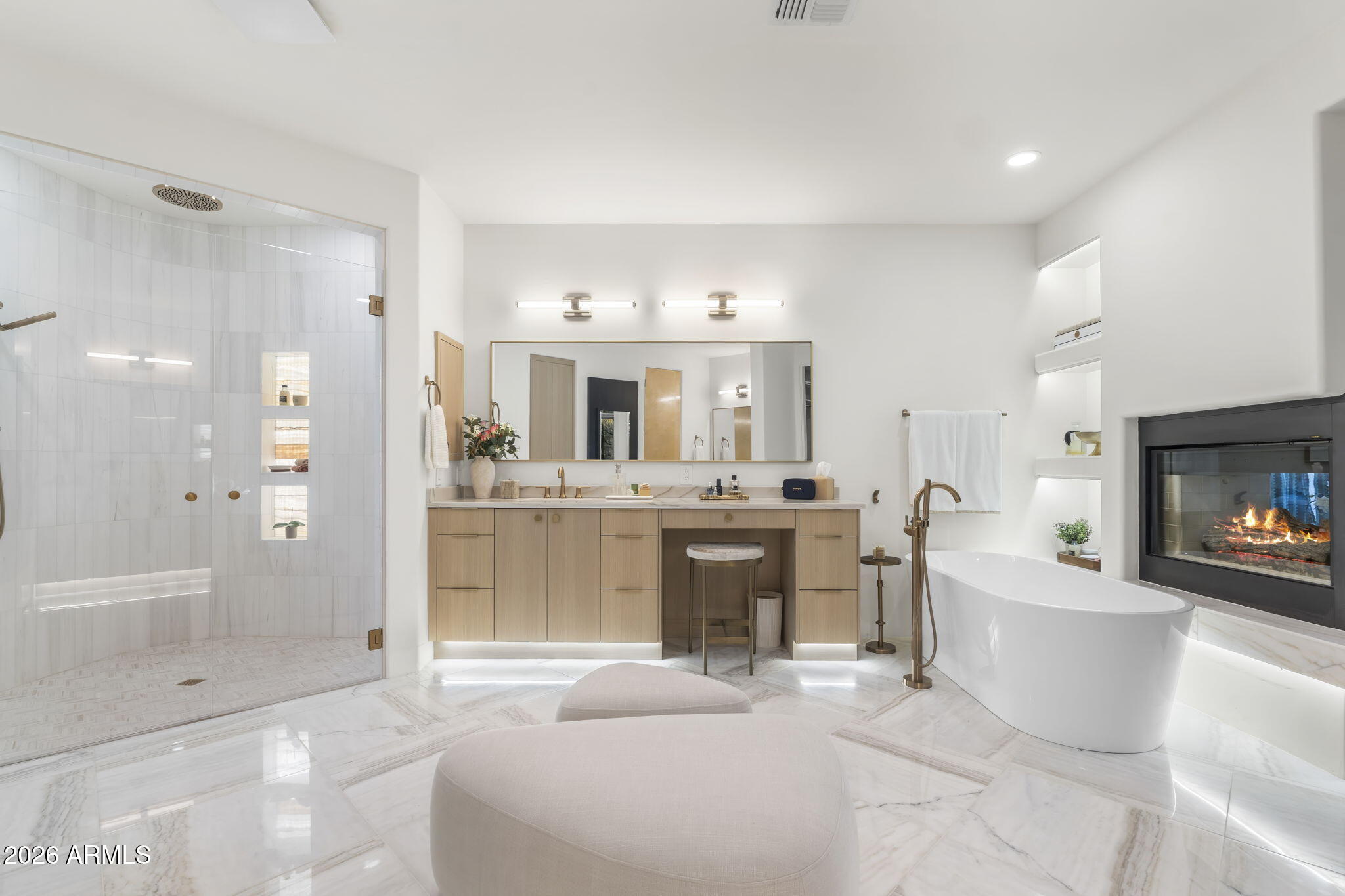 9706 E MARK Lane