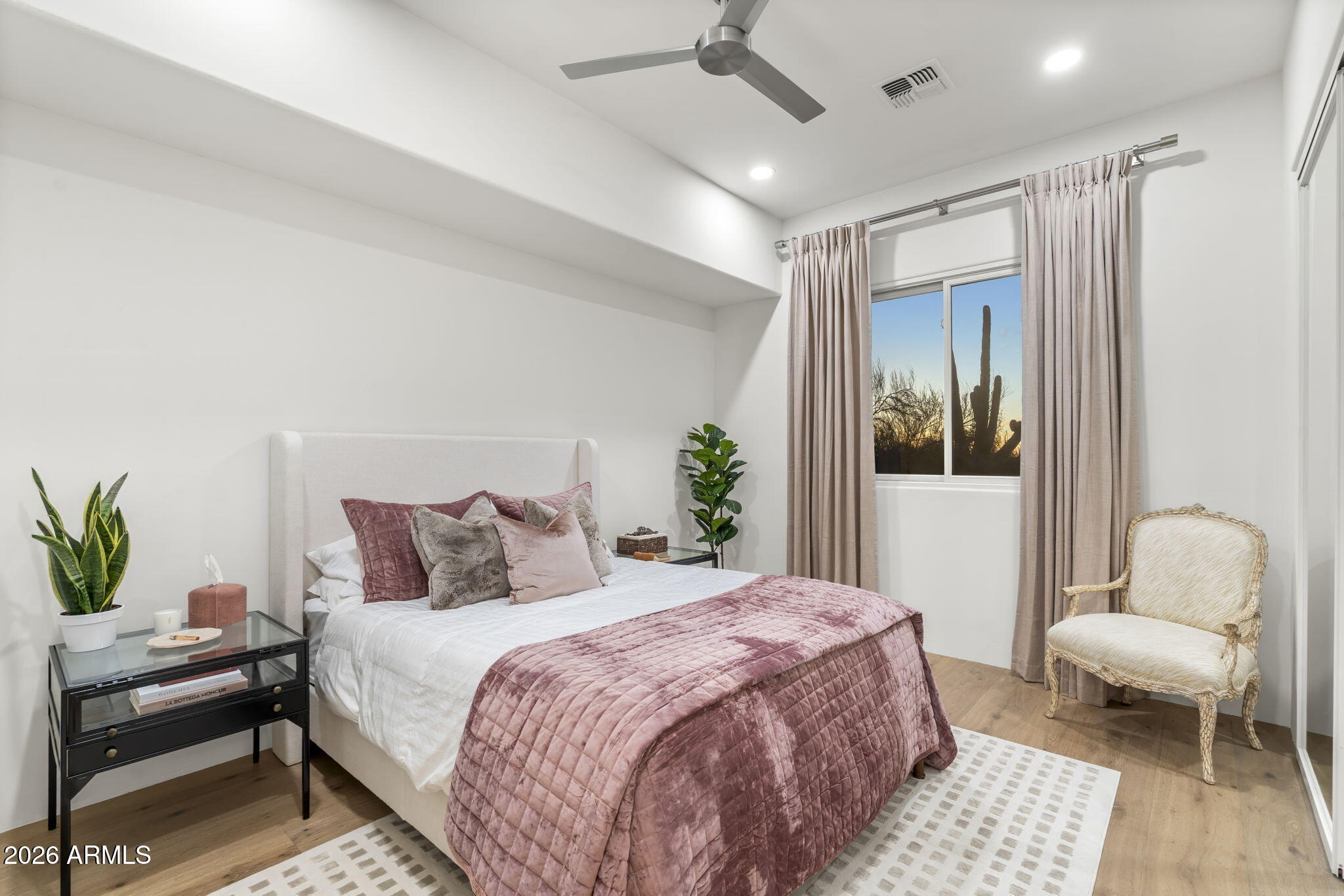 9706 E MARK Lane