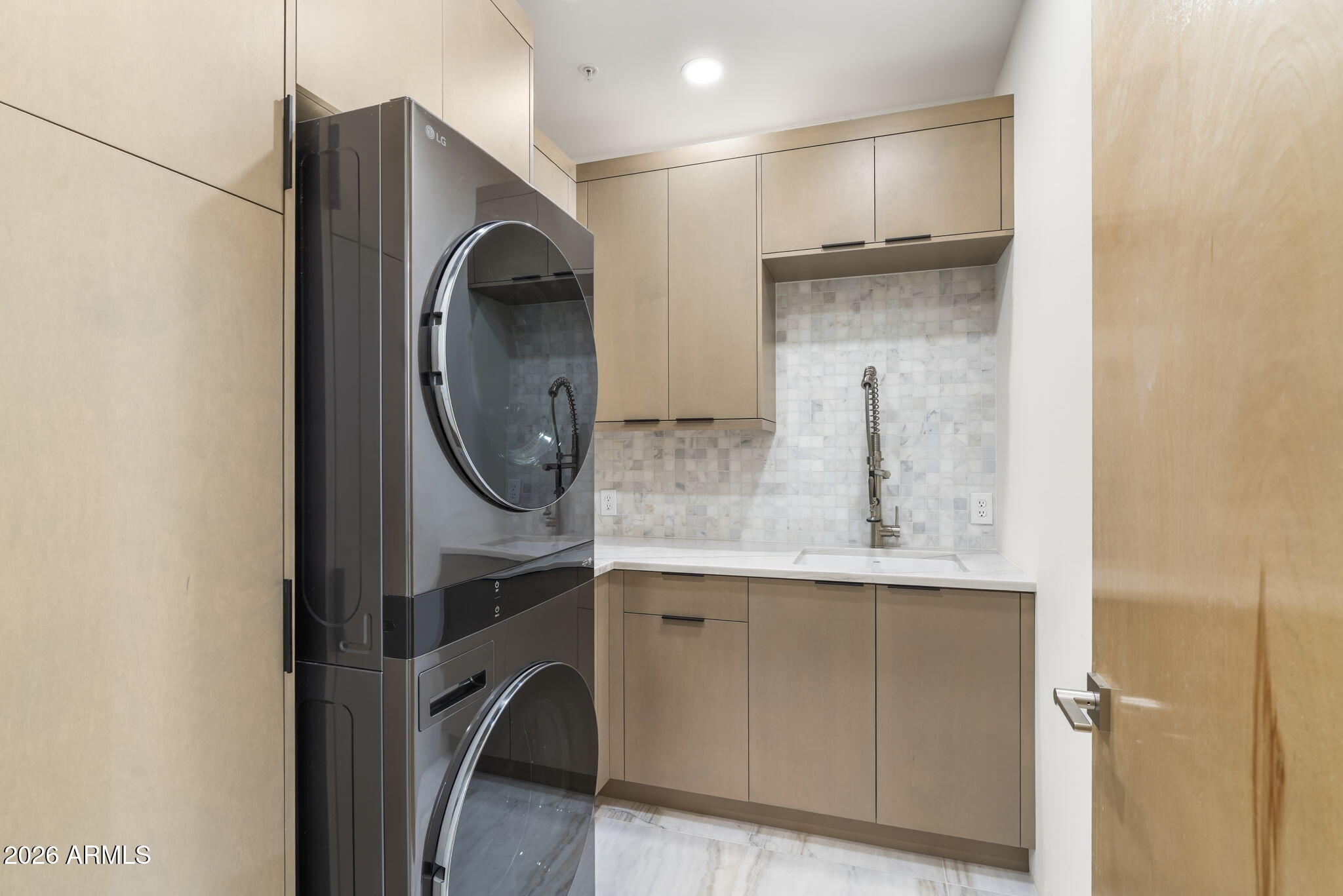 9706 E MARK Lane