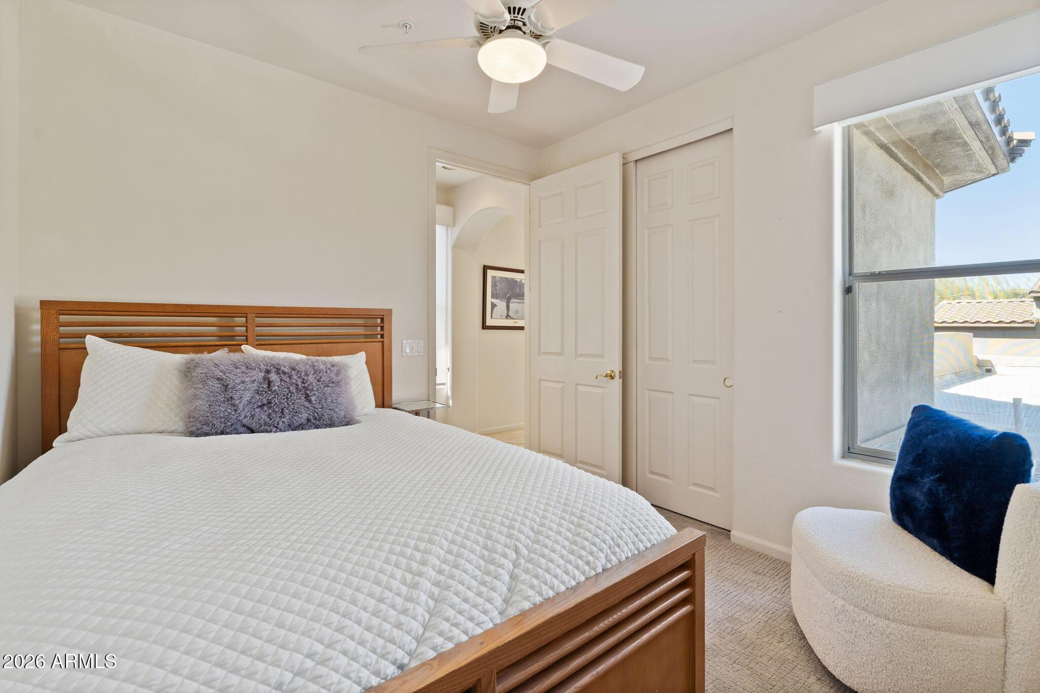 20802 N GRAYHAWK Drive 1018