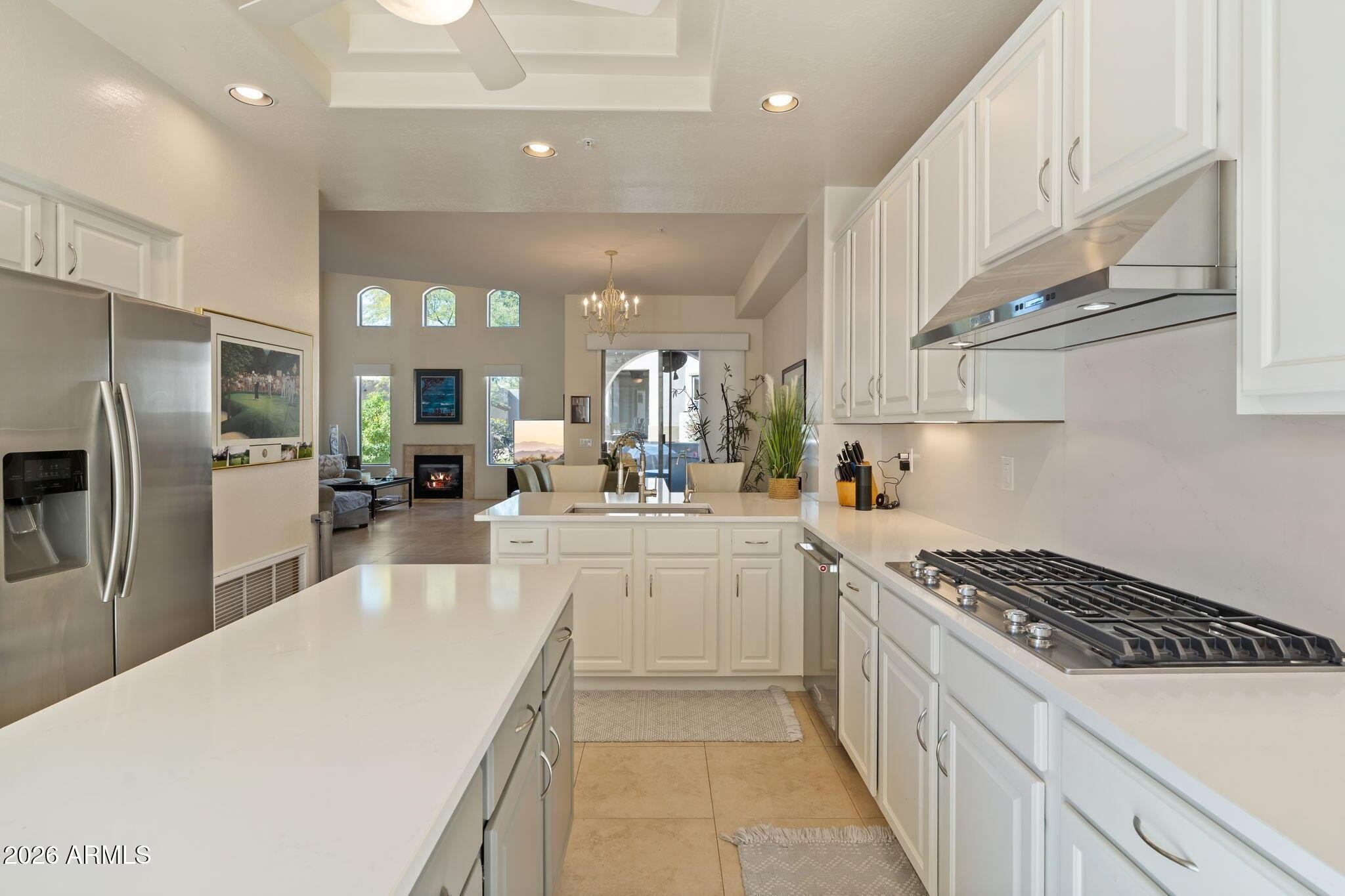 20802 N GRAYHAWK Drive 1018