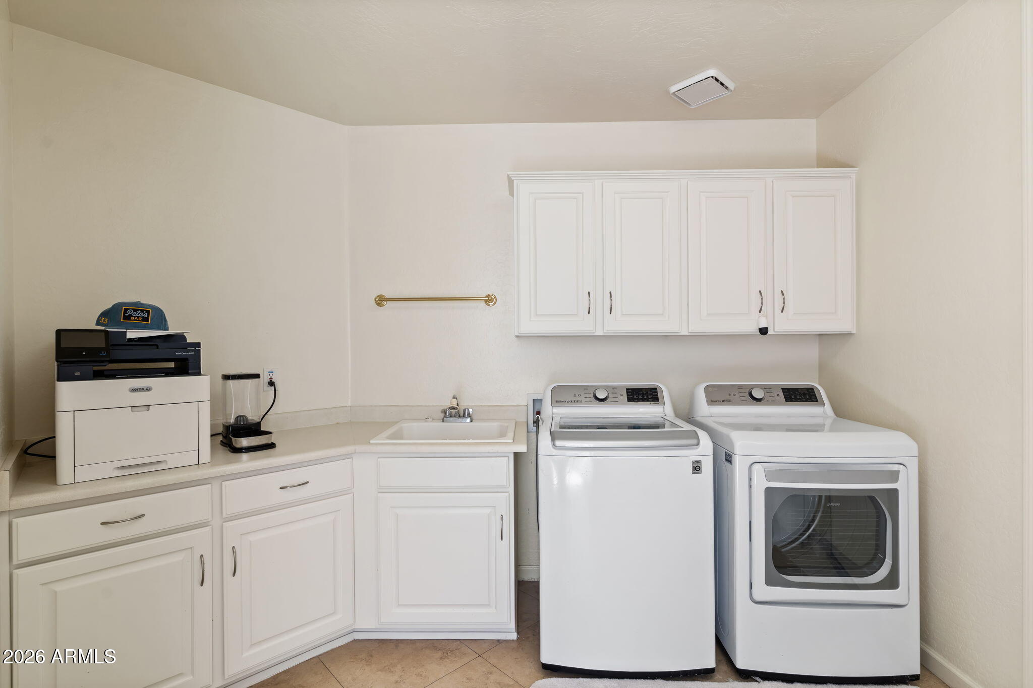 20802 N GRAYHAWK Drive 1018