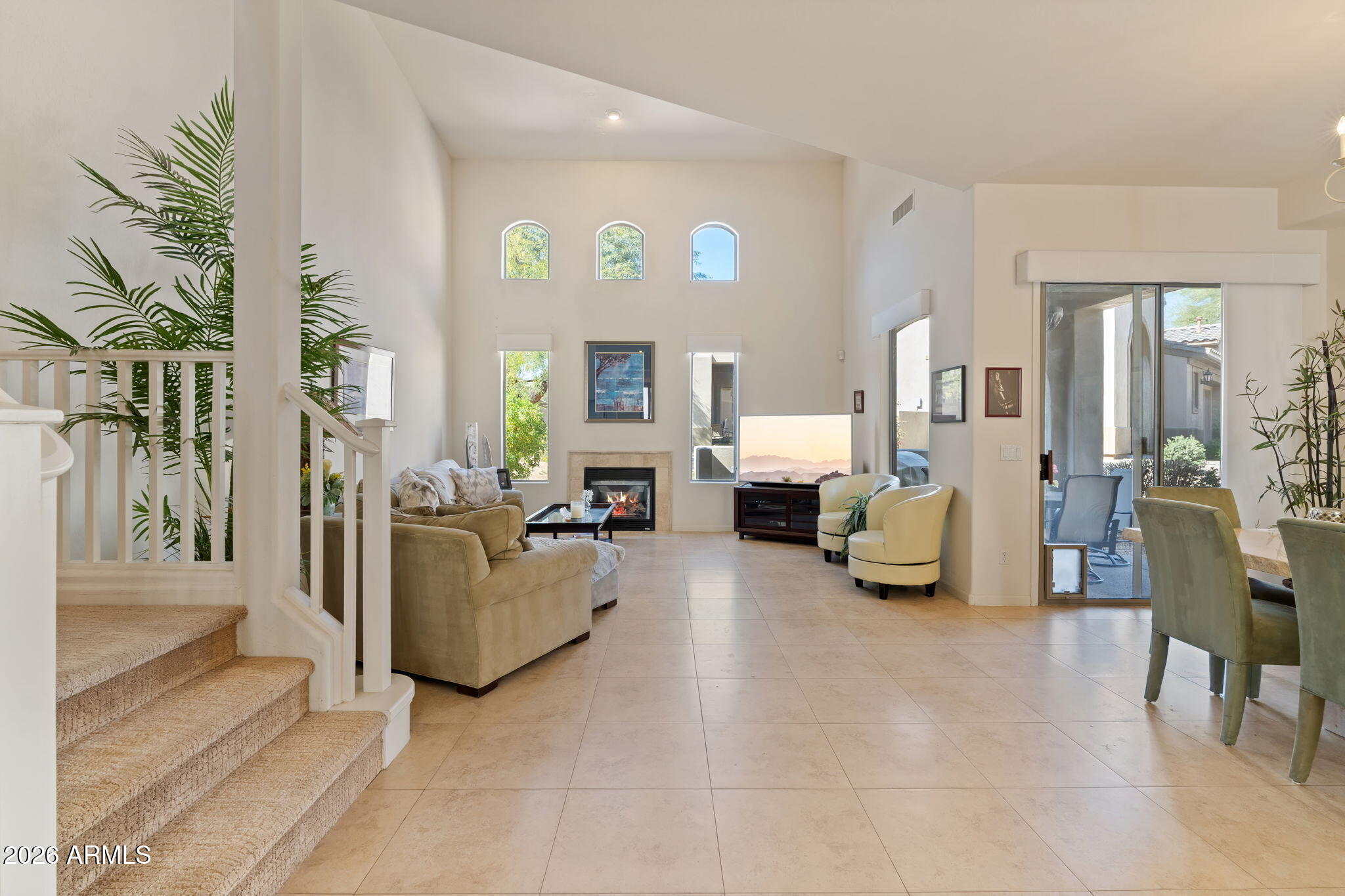 20802 N GRAYHAWK Drive 1018