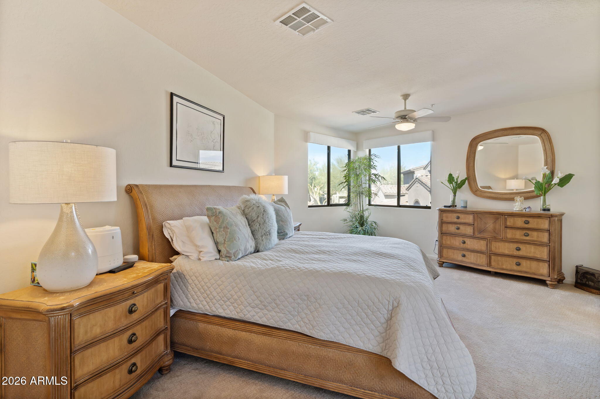 20802 N GRAYHAWK Drive 1018