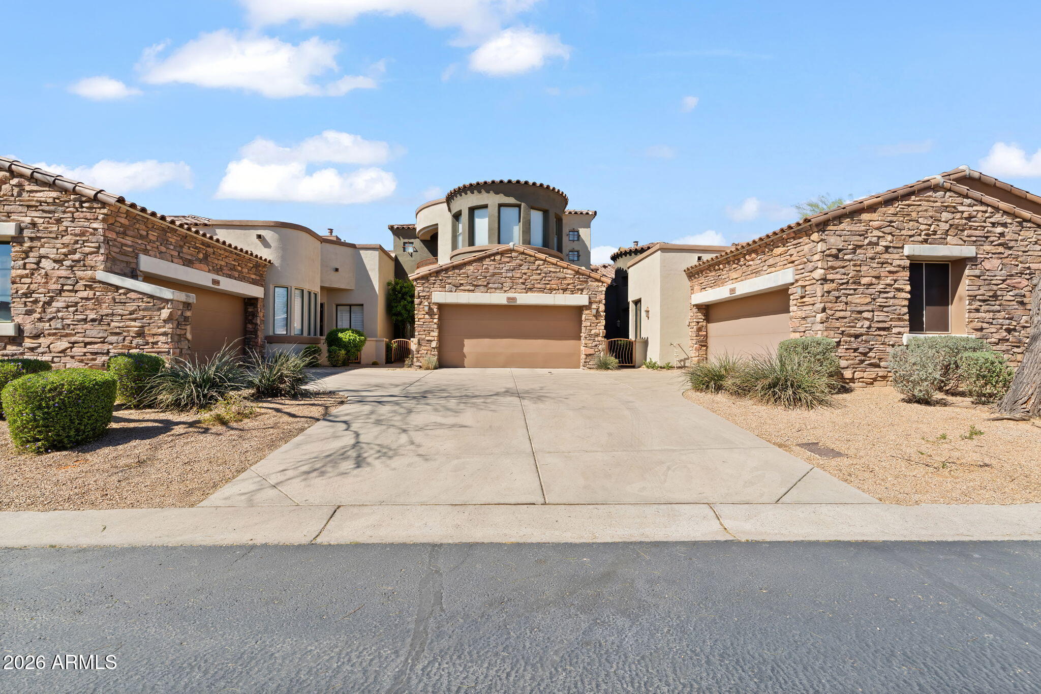 19550 N GRAYHAWK Drive 1141