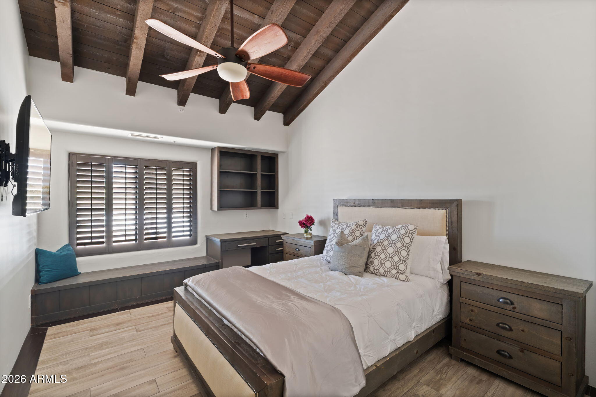 6825 E PINNACLE VISTA Drive