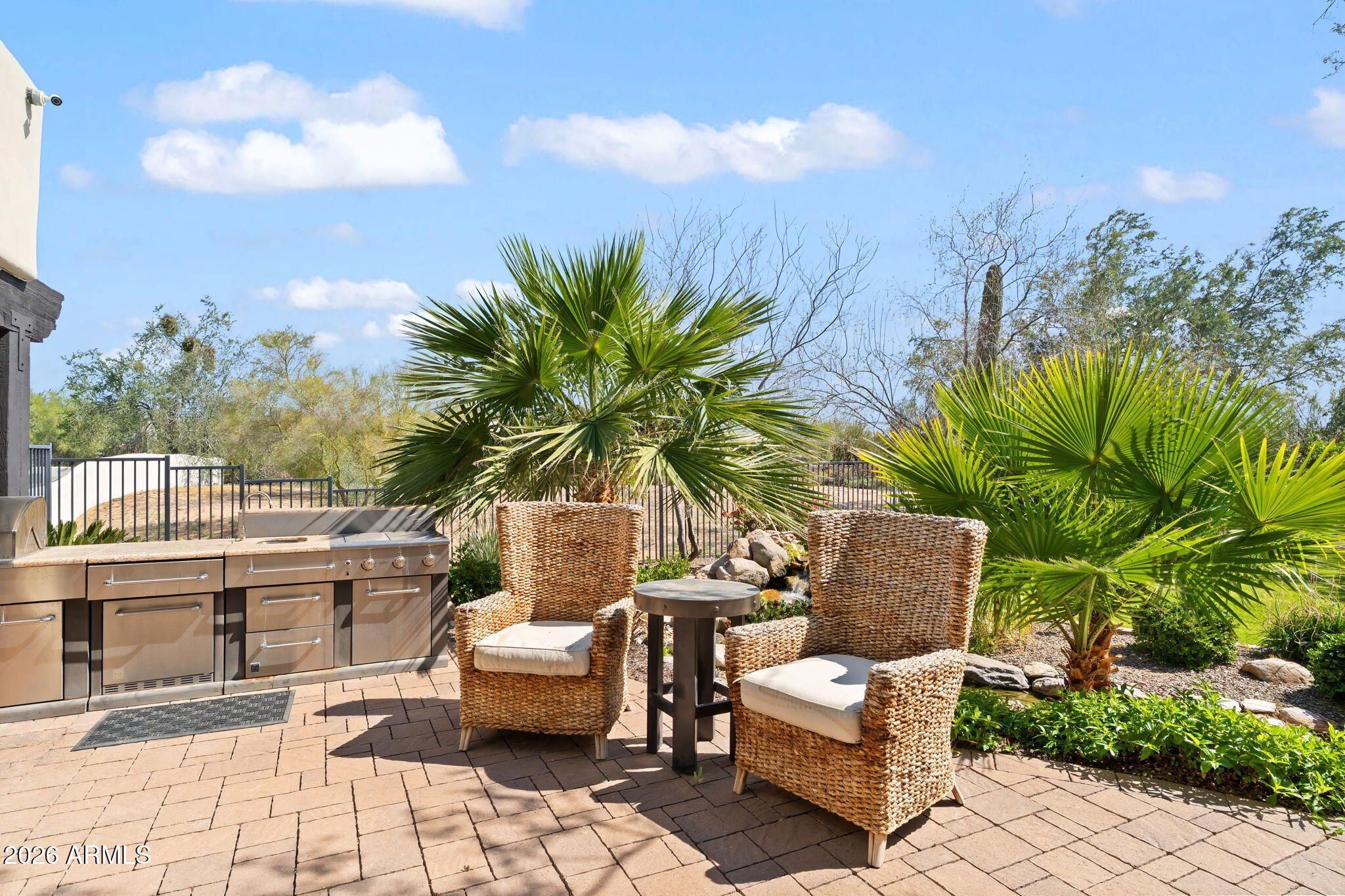 6825 E PINNACLE VISTA Drive