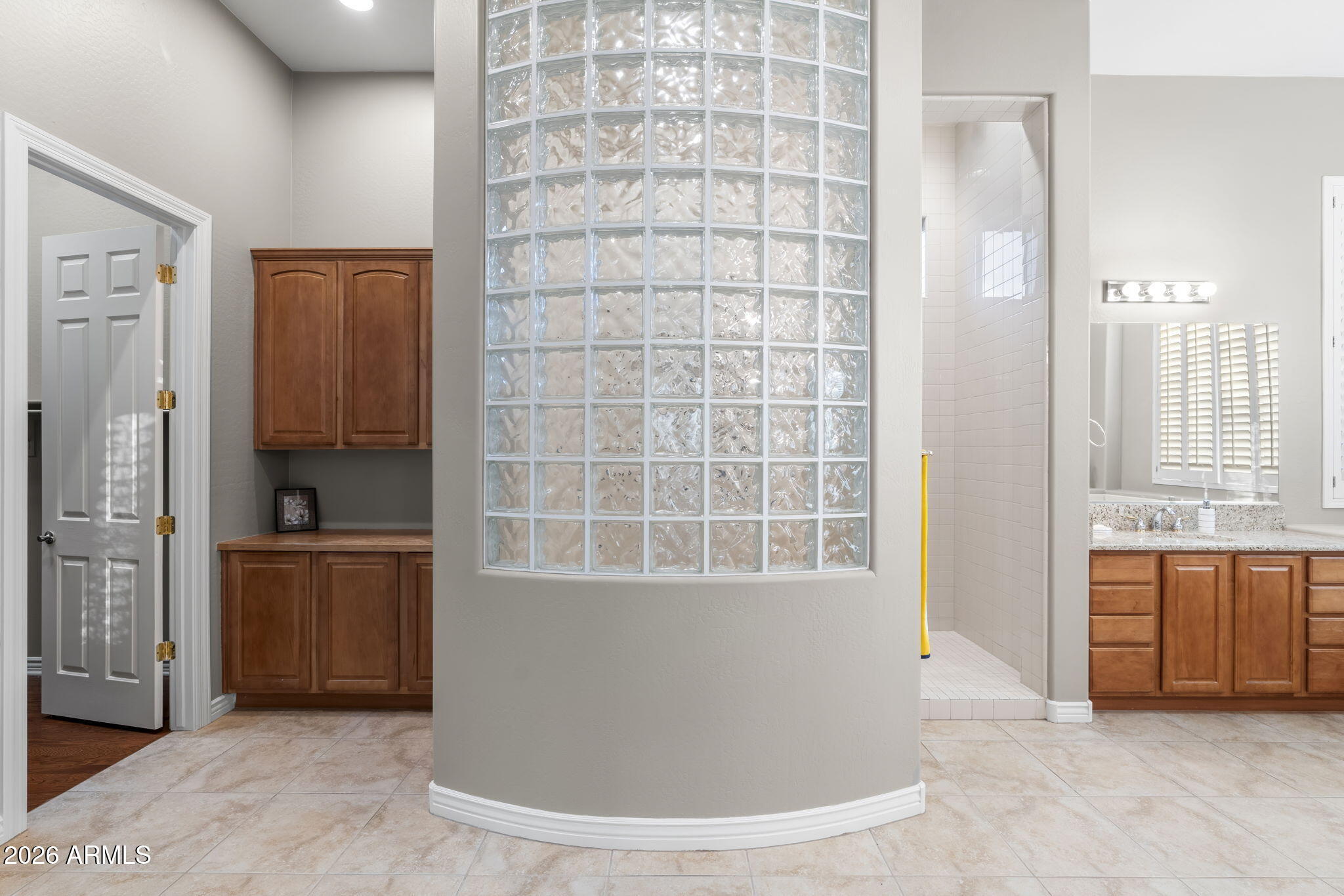 40704 N CLUB POINTE Drive