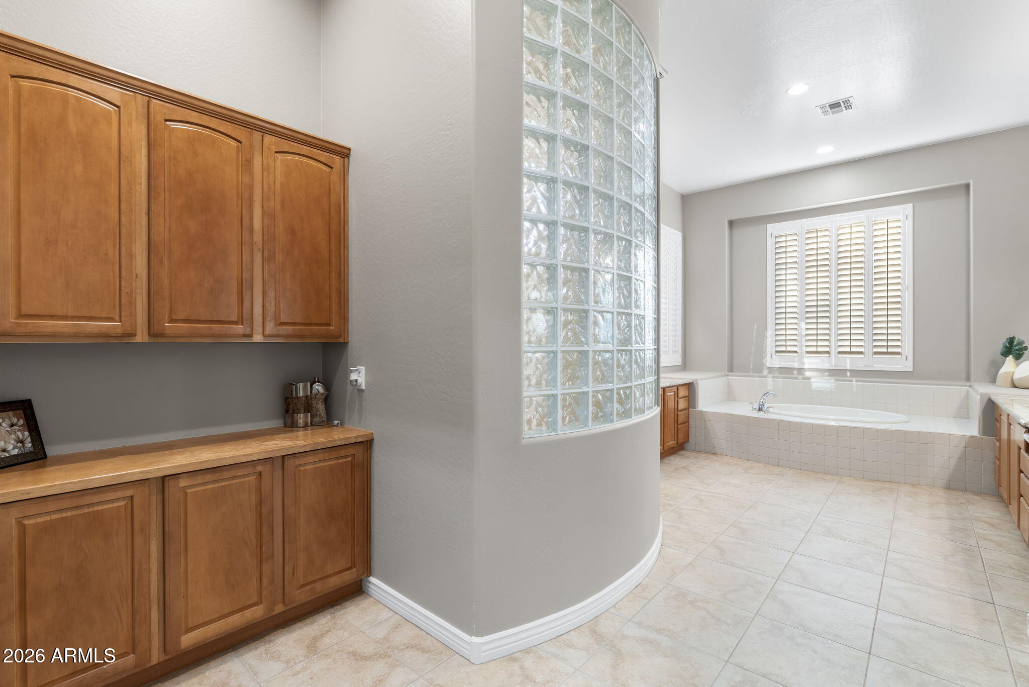 40704 N CLUB POINTE Drive