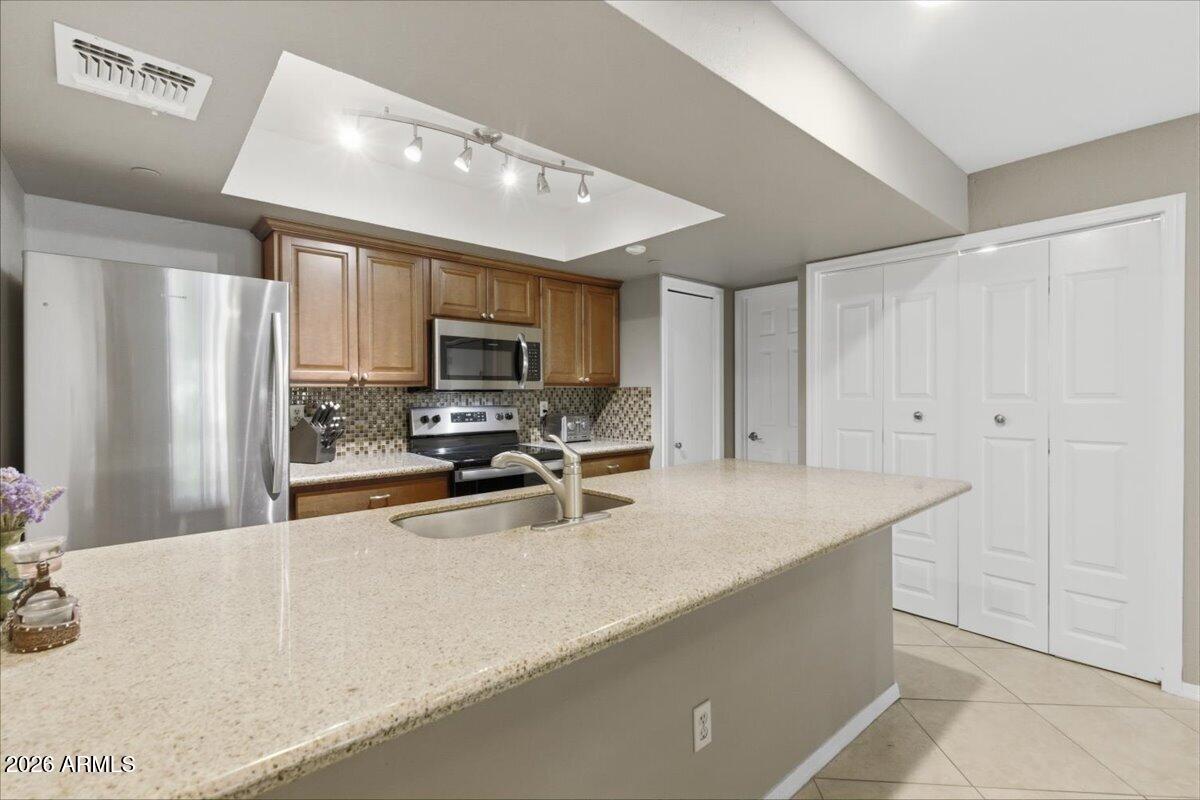 7777 E MAIN Street 141