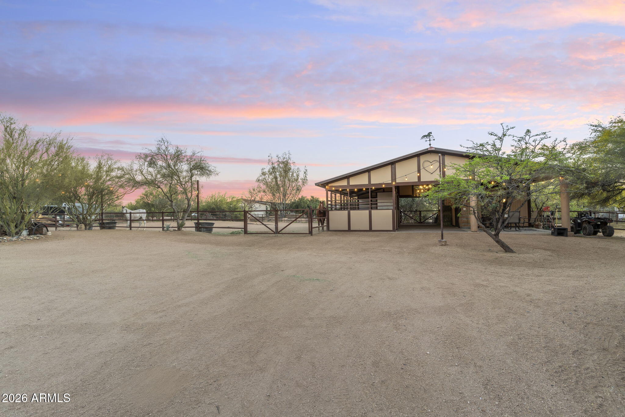 5731 E WINDSTONE Trail