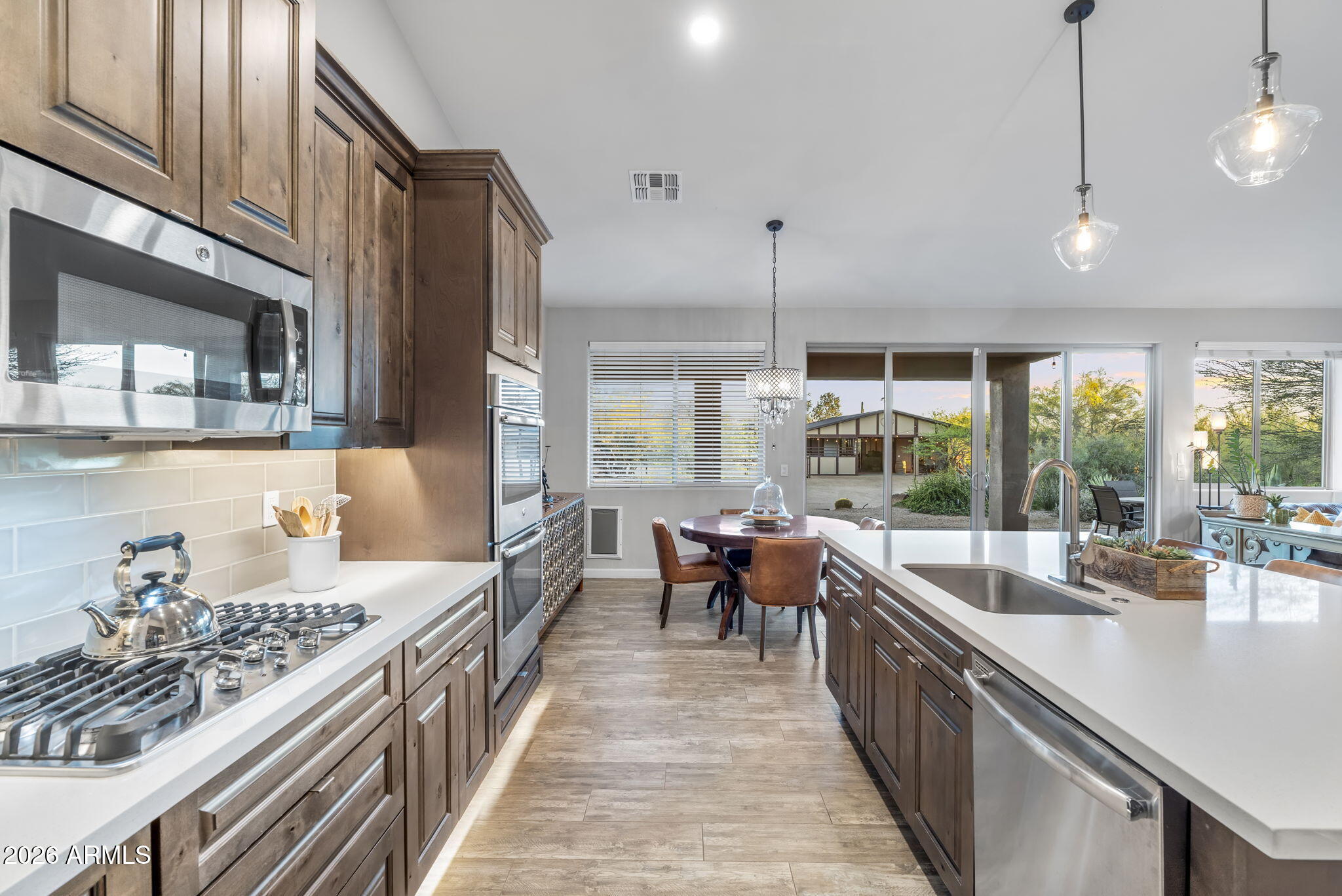 5731 E WINDSTONE Trail