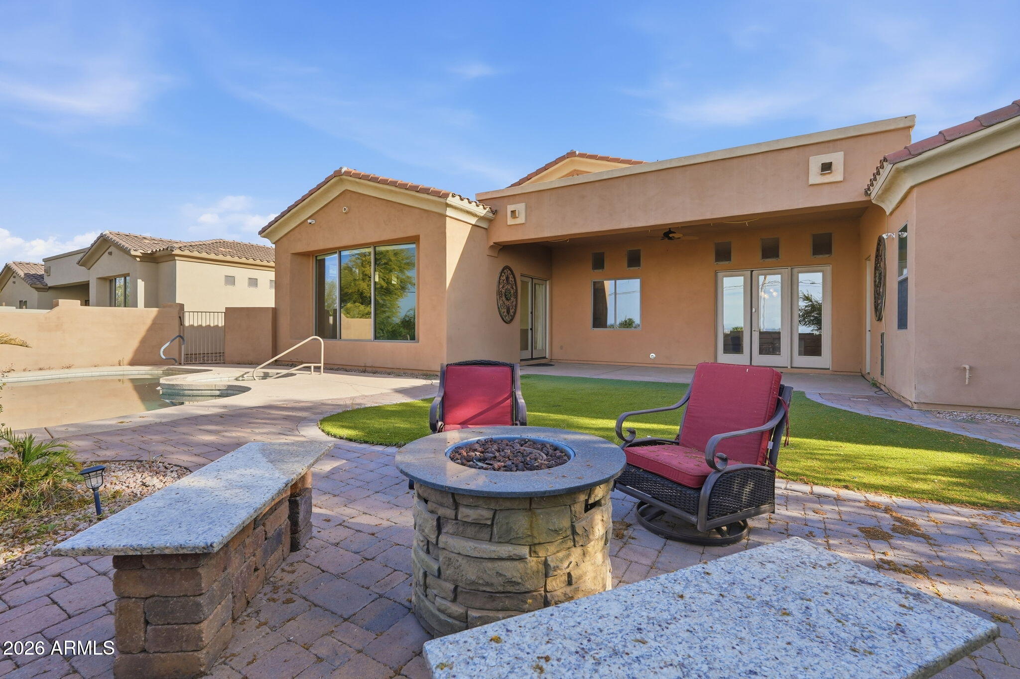 1524 W MOODY Trail