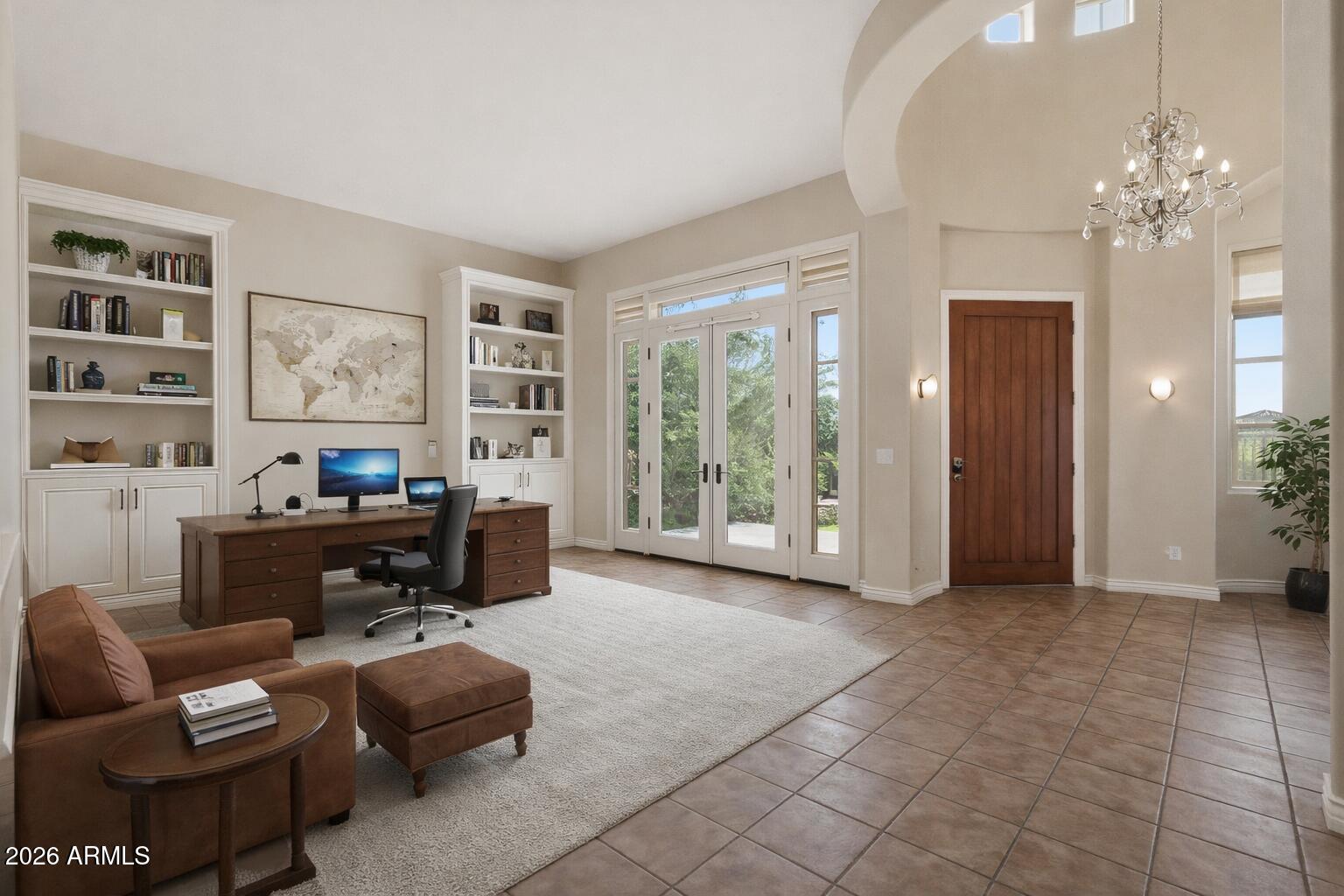 1524 W MOODY Trail