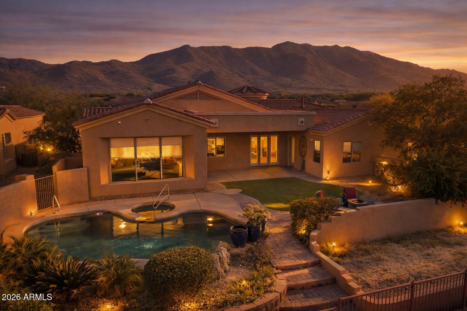 1524 W MOODY Trail