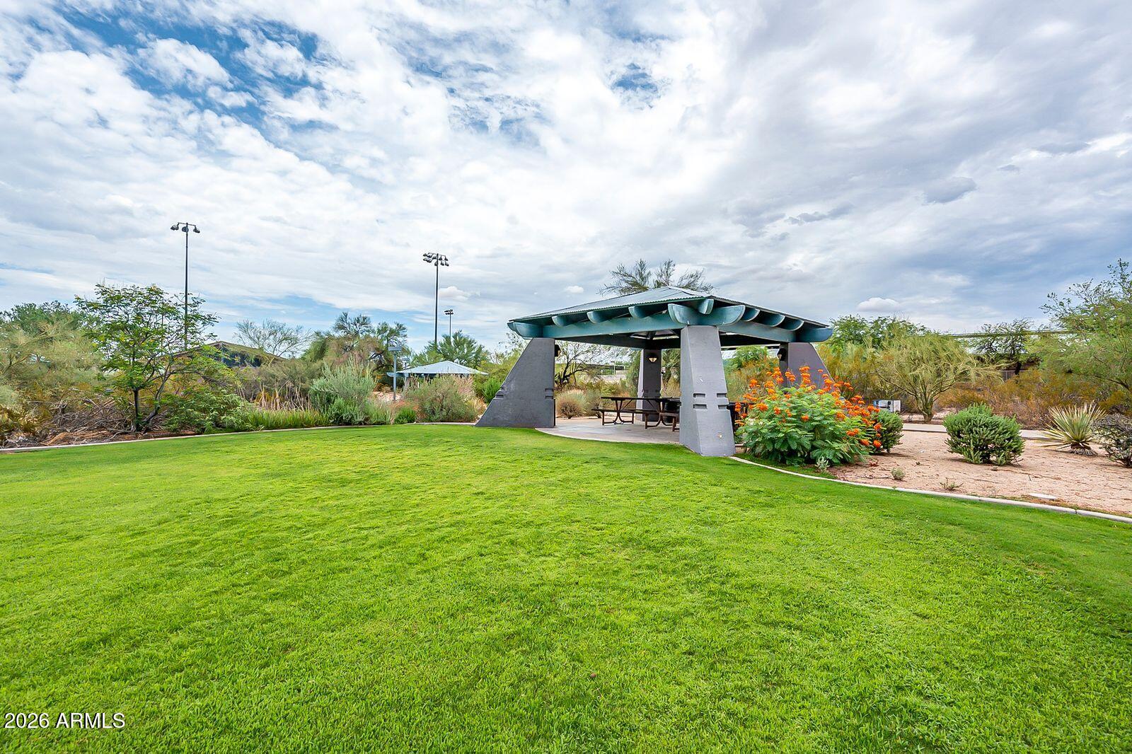7570 E Tailspin Lane