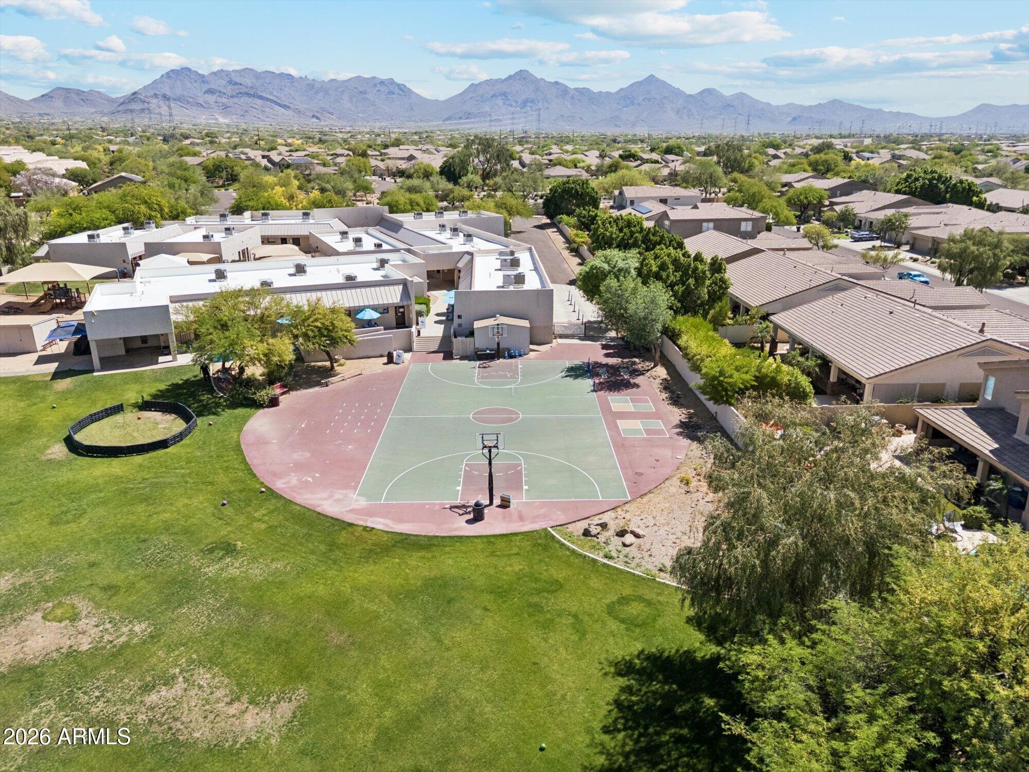 7570 E Tailspin Lane