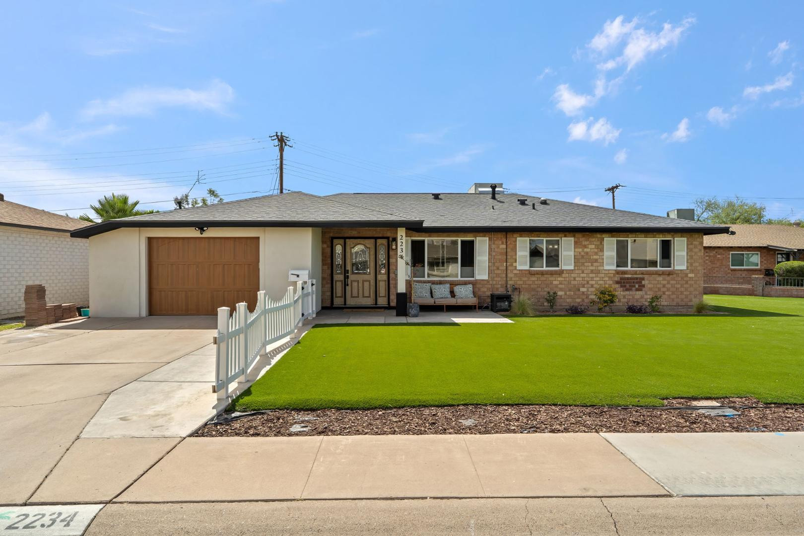 2234 N 74th Way