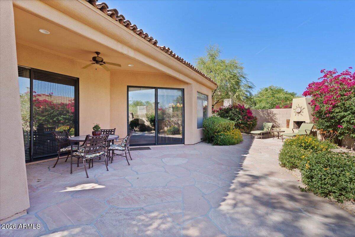 8195 E SIERRA PINTA Drive