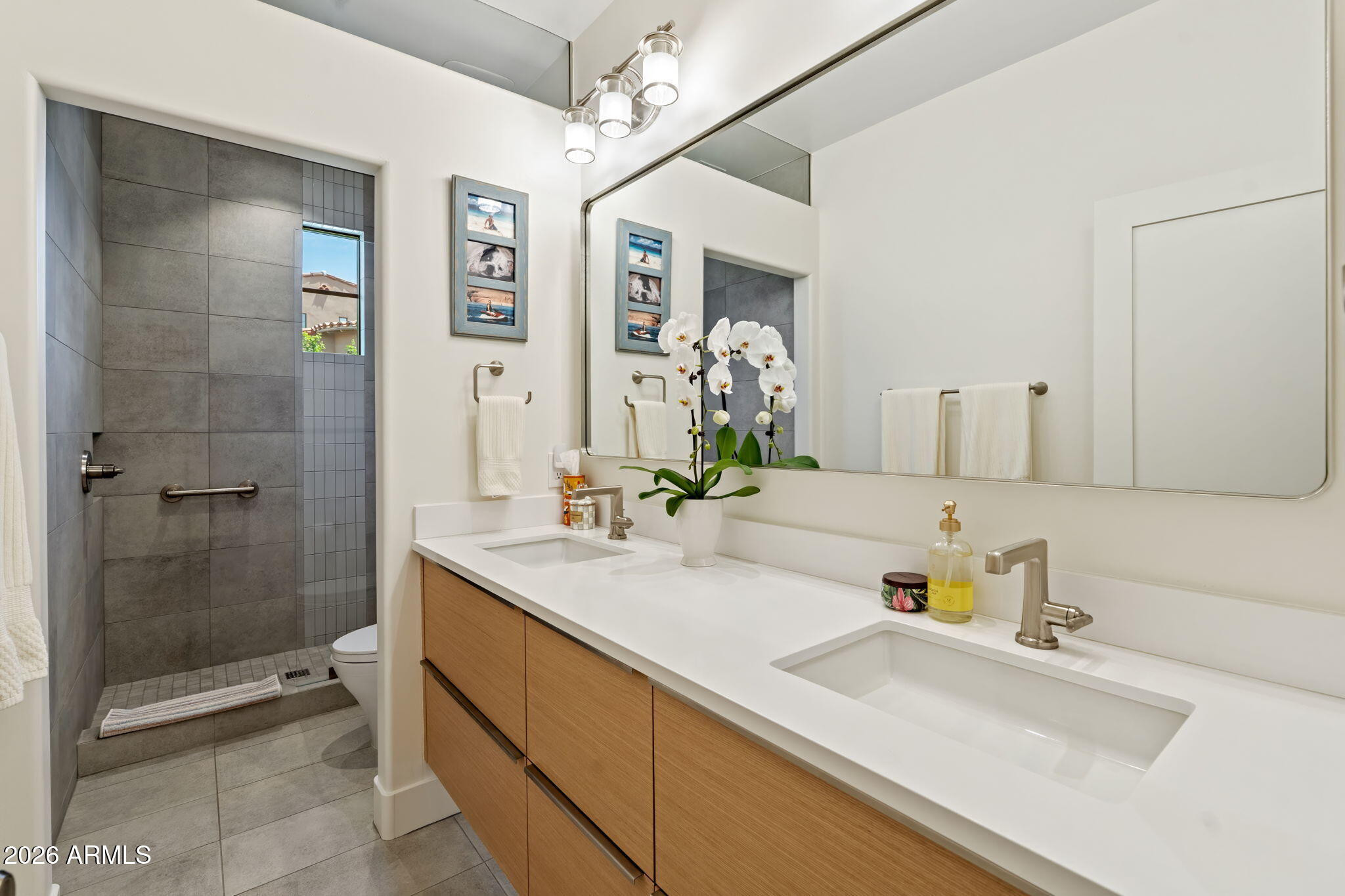 20704 N 90TH Place 1070