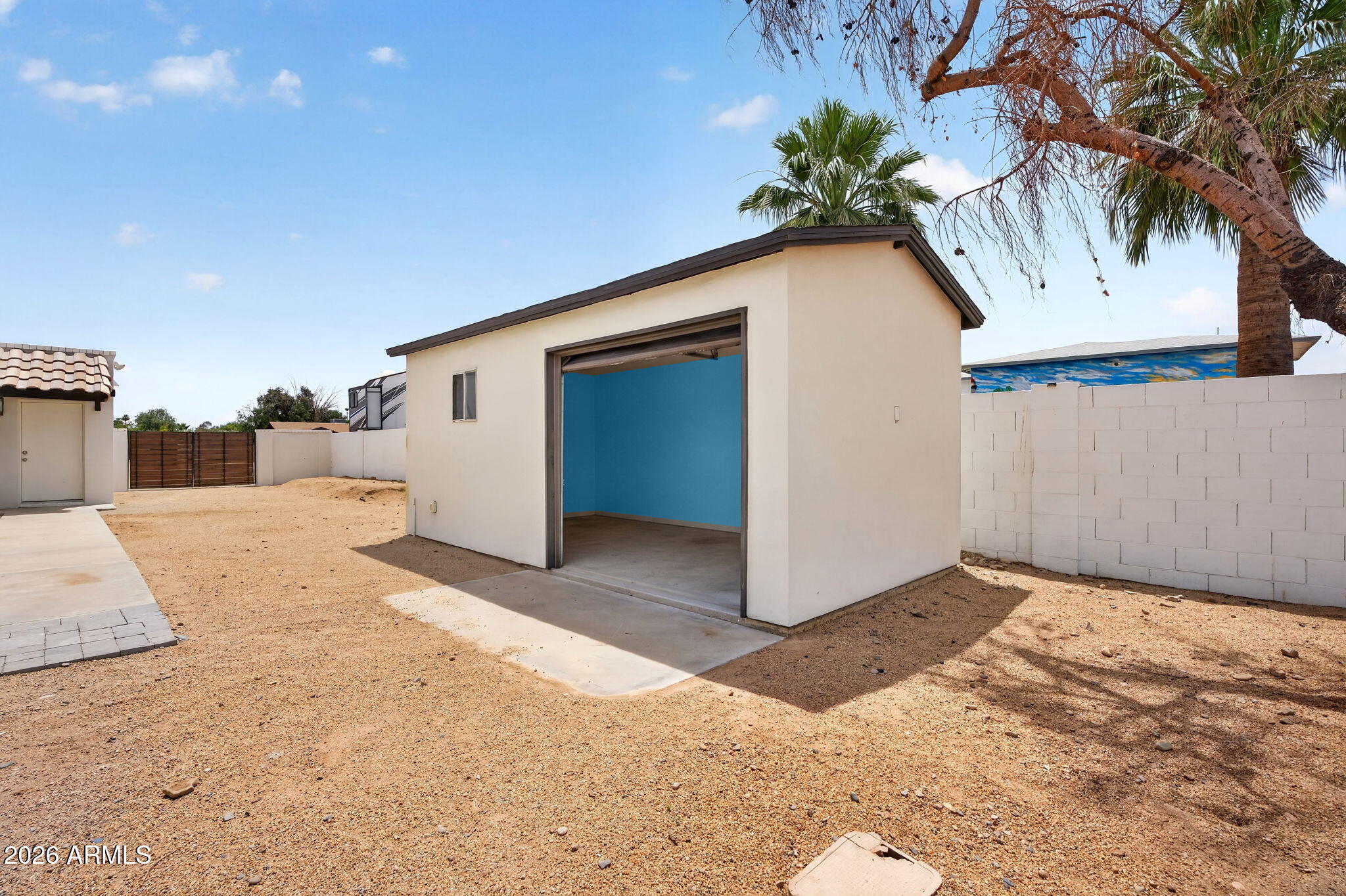 7222 W JOHN CABOT Road