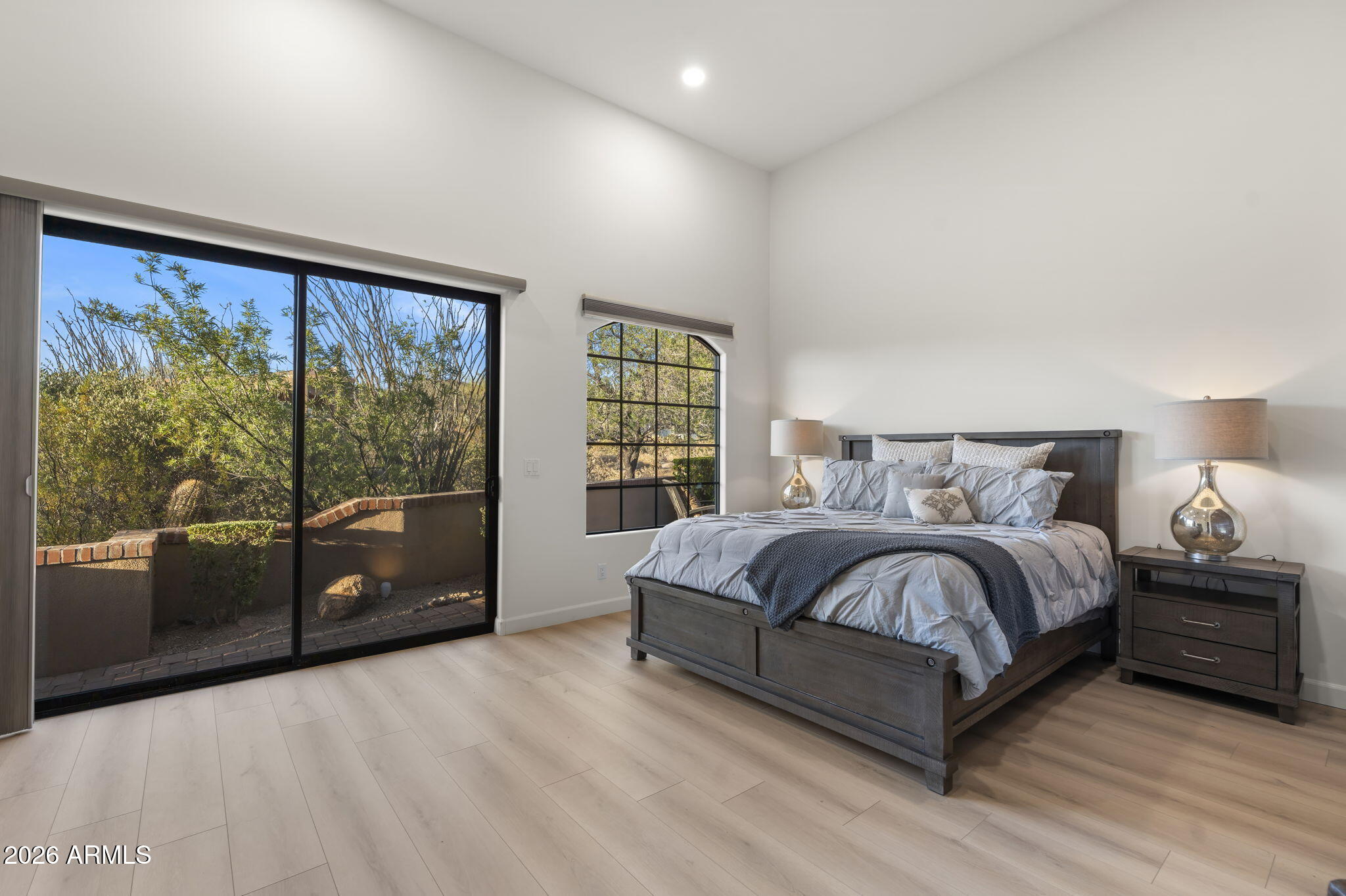 9820 E THOMPSON PEAK Parkway 602