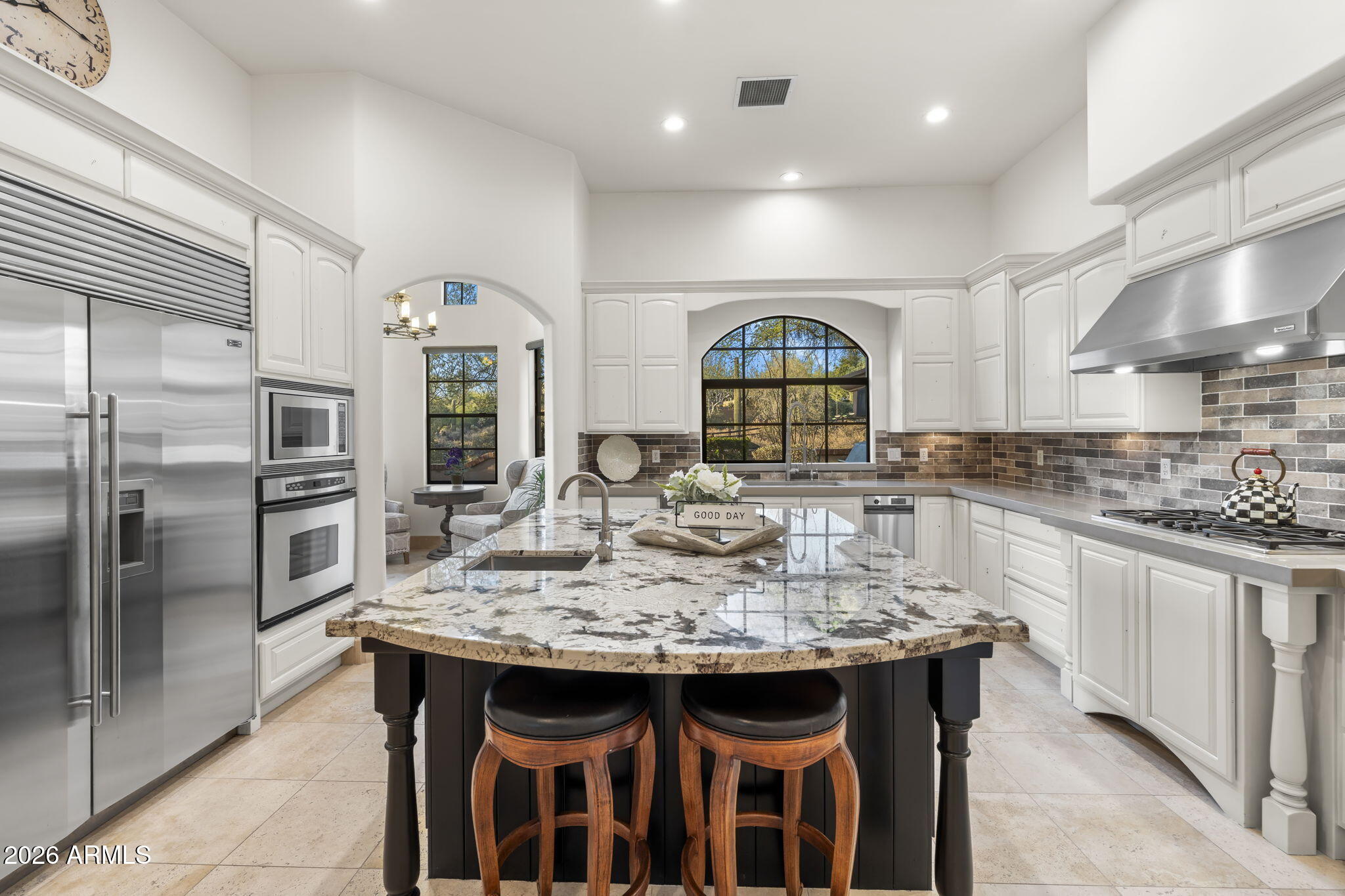 9820 E THOMPSON PEAK Parkway 602