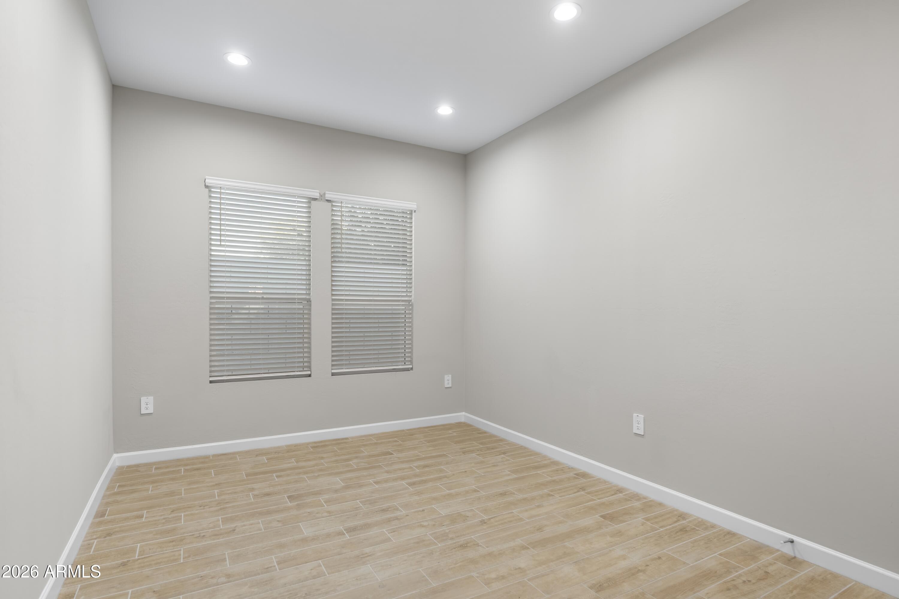 5131 E VILLAGE Drive