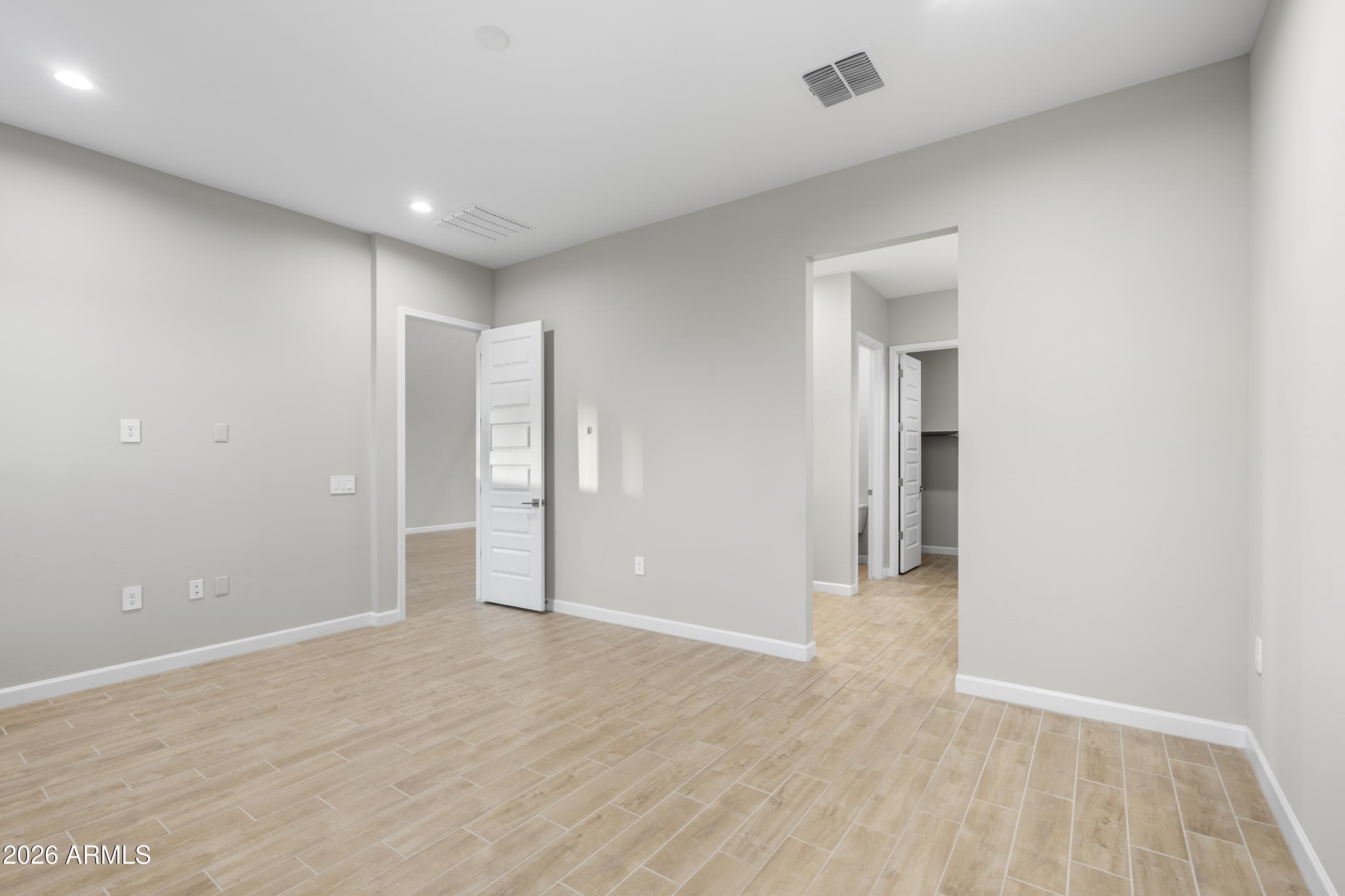 5131 E VILLAGE Drive