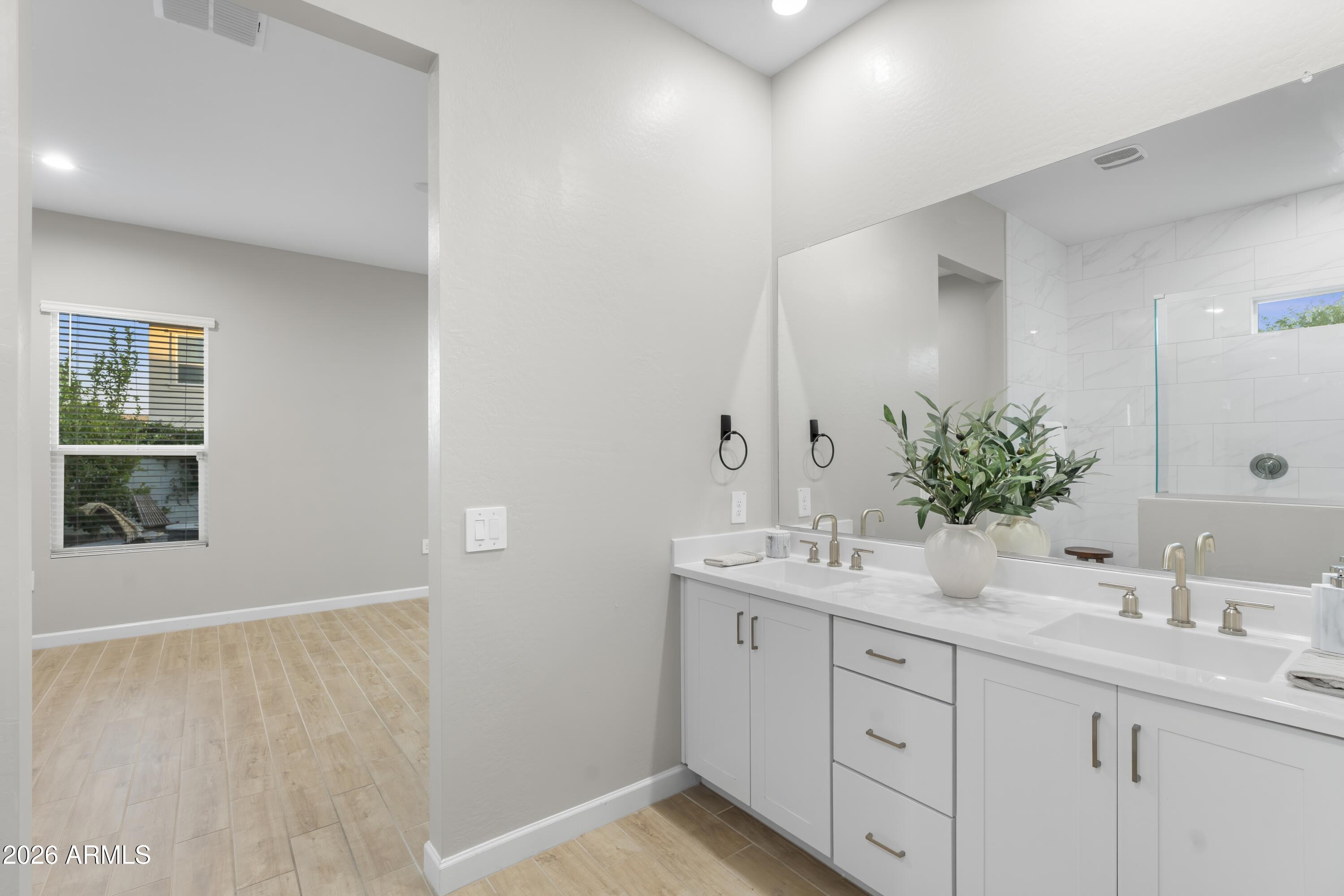 5131 E VILLAGE Drive