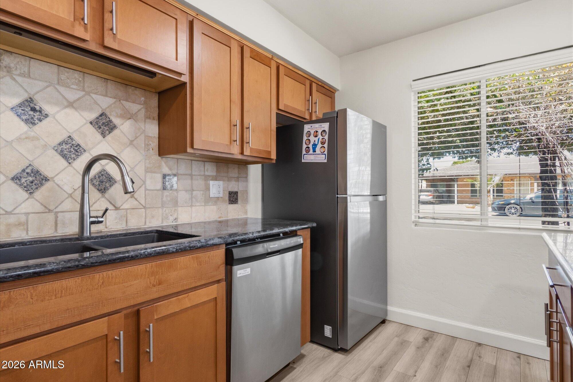 2219 N 74th Place