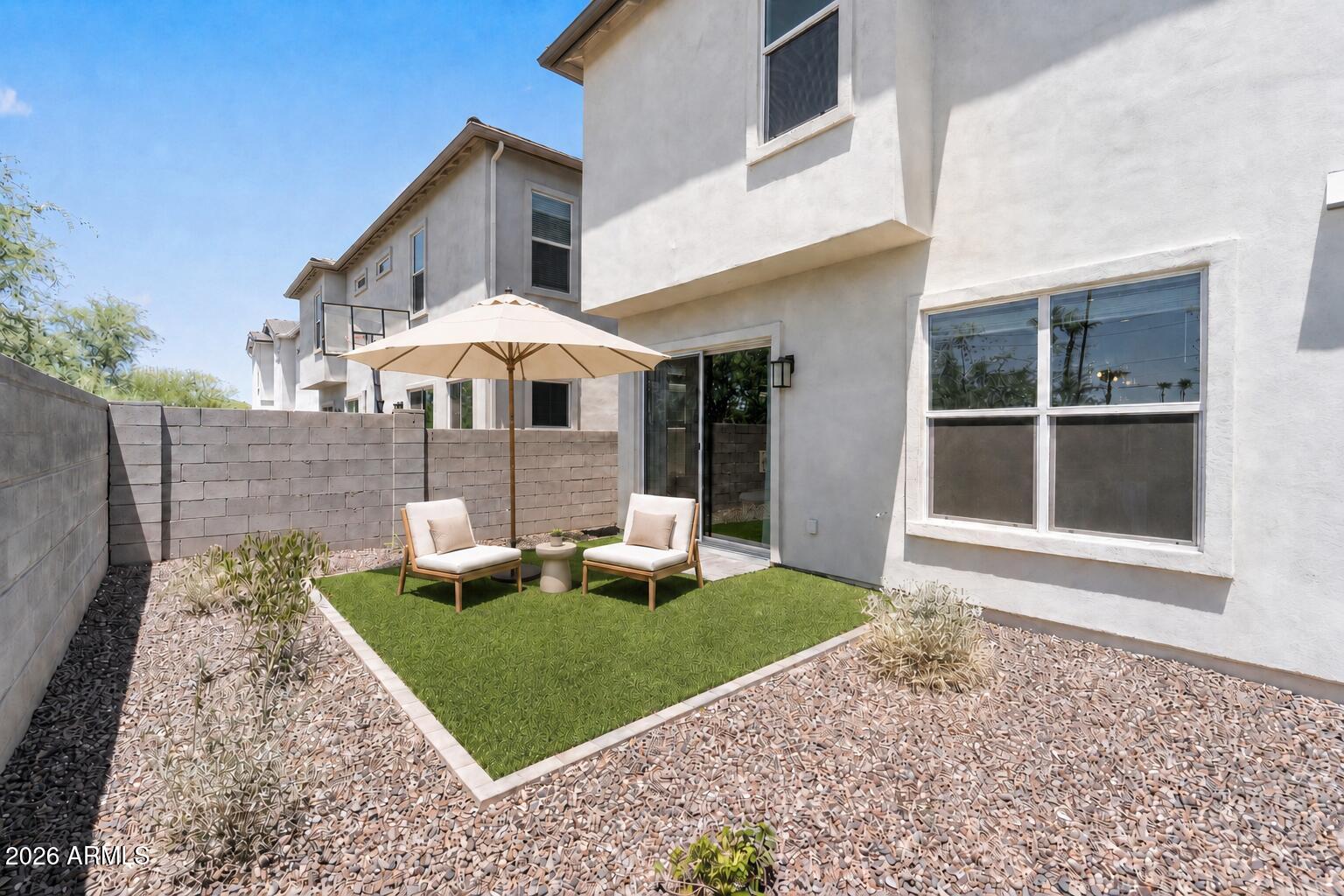 5041 E WOODRIDGE Drive