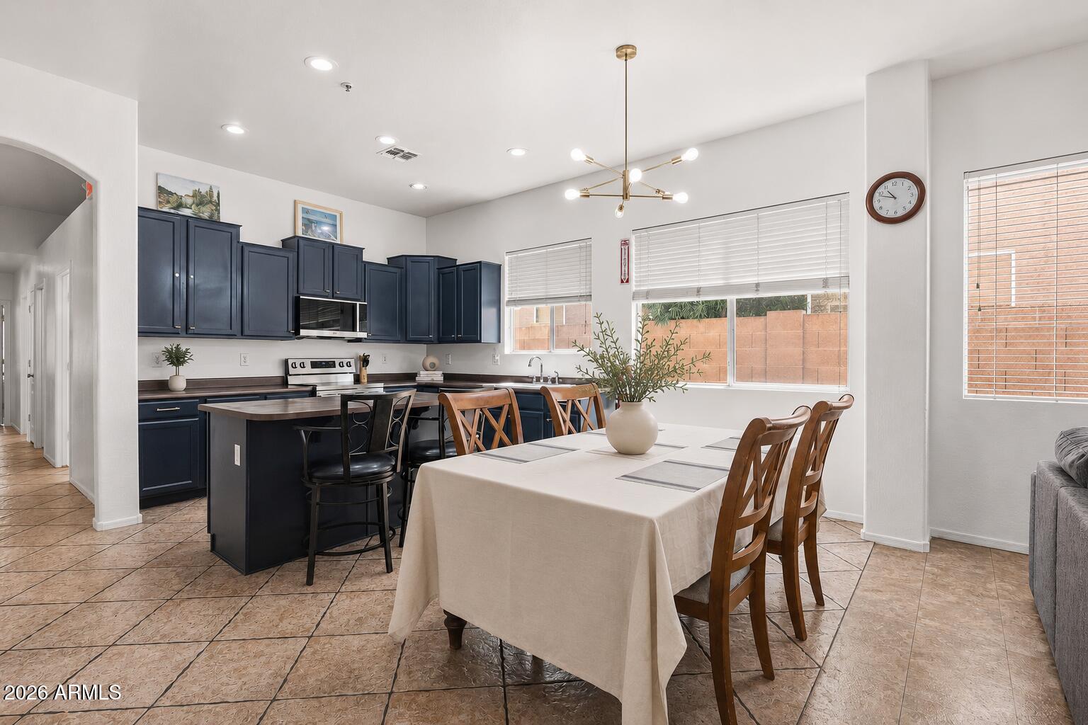 3583 E WILDHORSE Drive