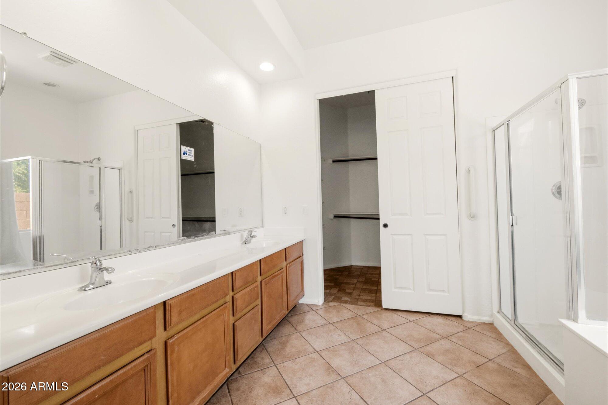 6229 S Moccasin Trail