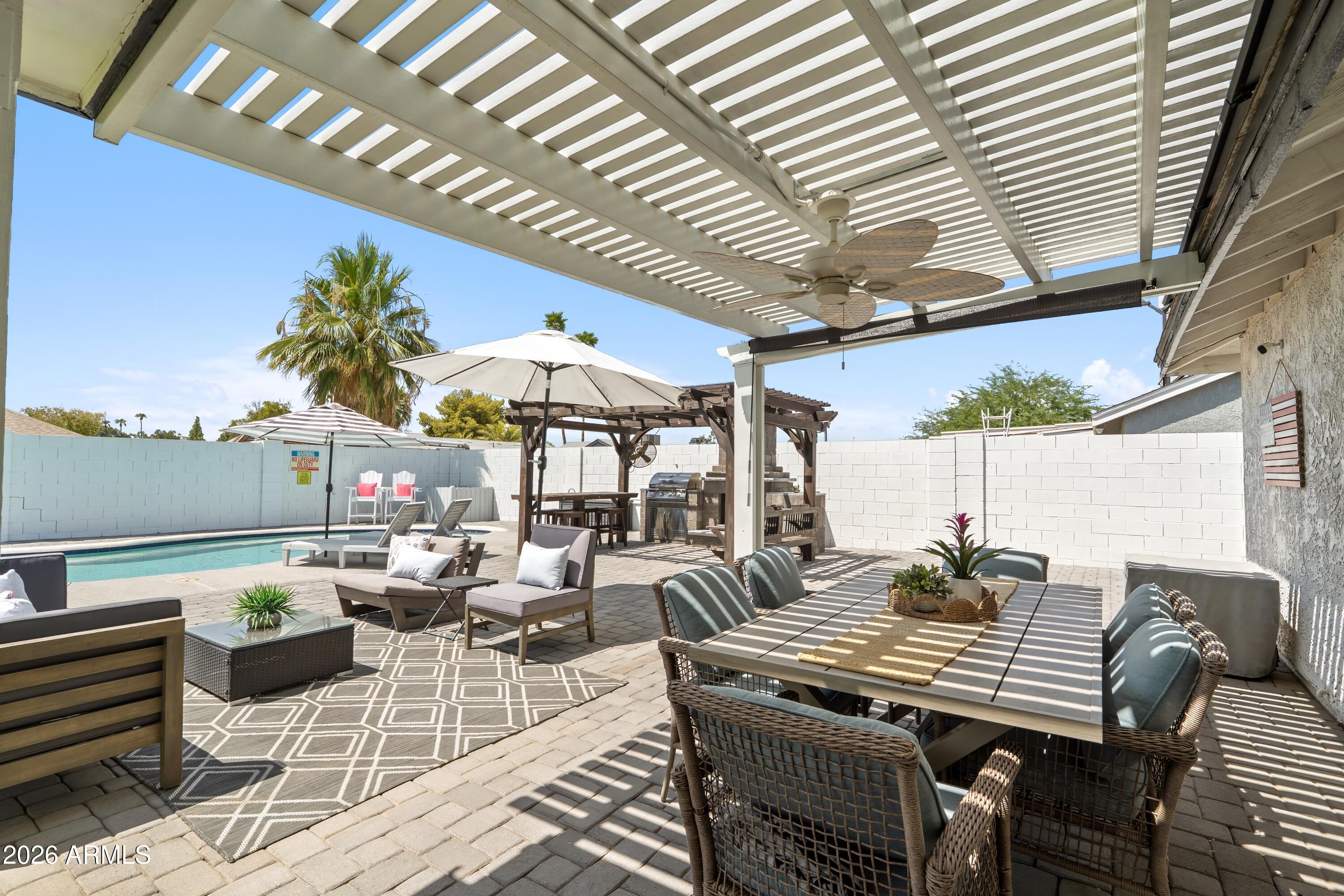 2213 W IRMA Lane