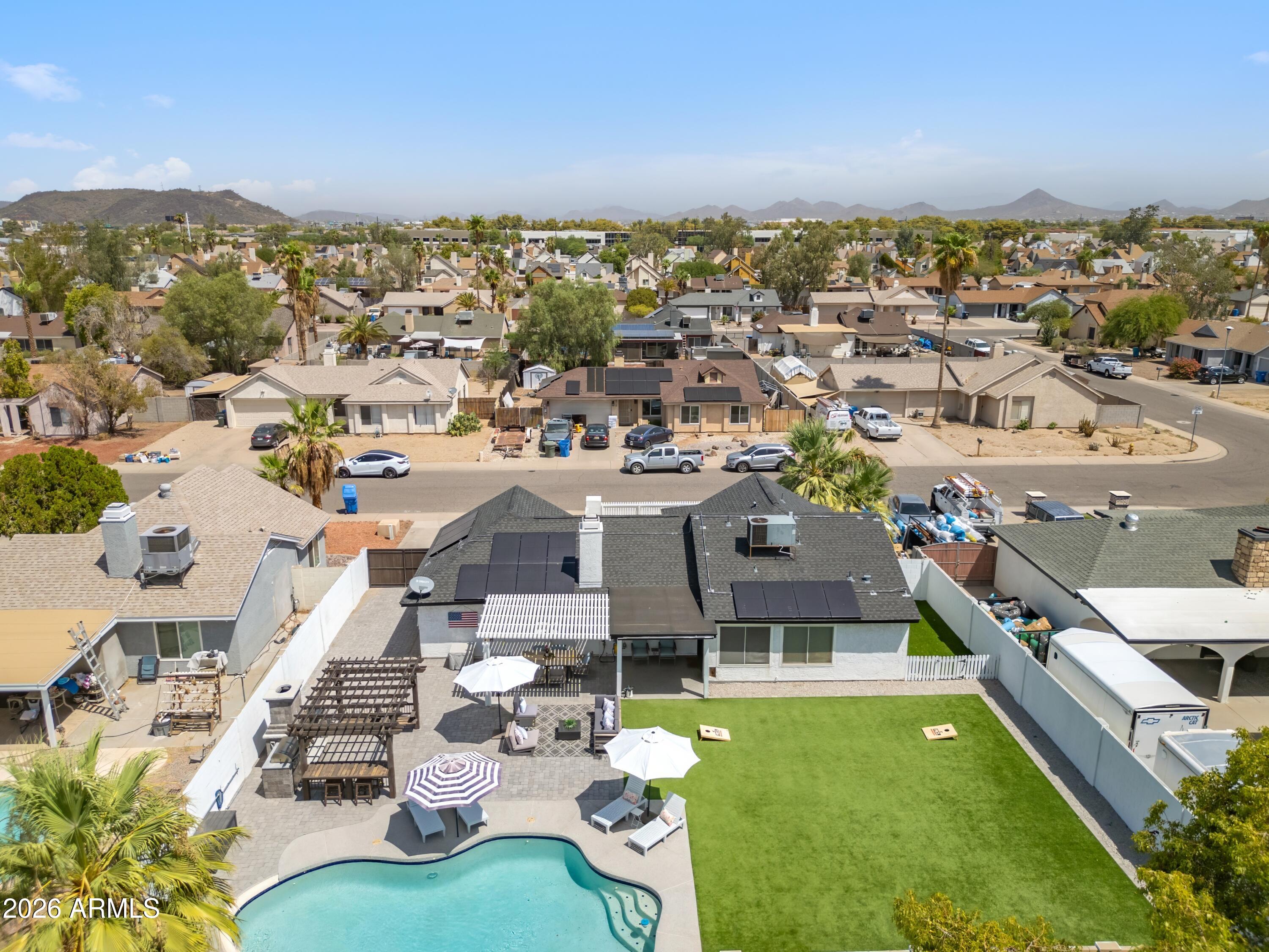 2213 W IRMA Lane